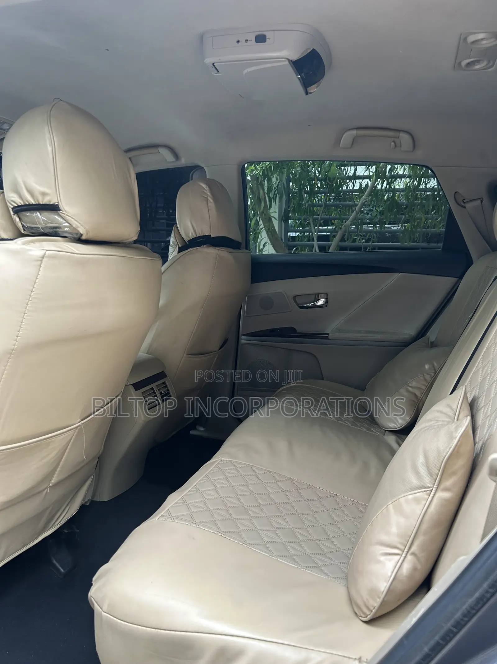 Toyota Venza V6 AWD 2010 Gray
