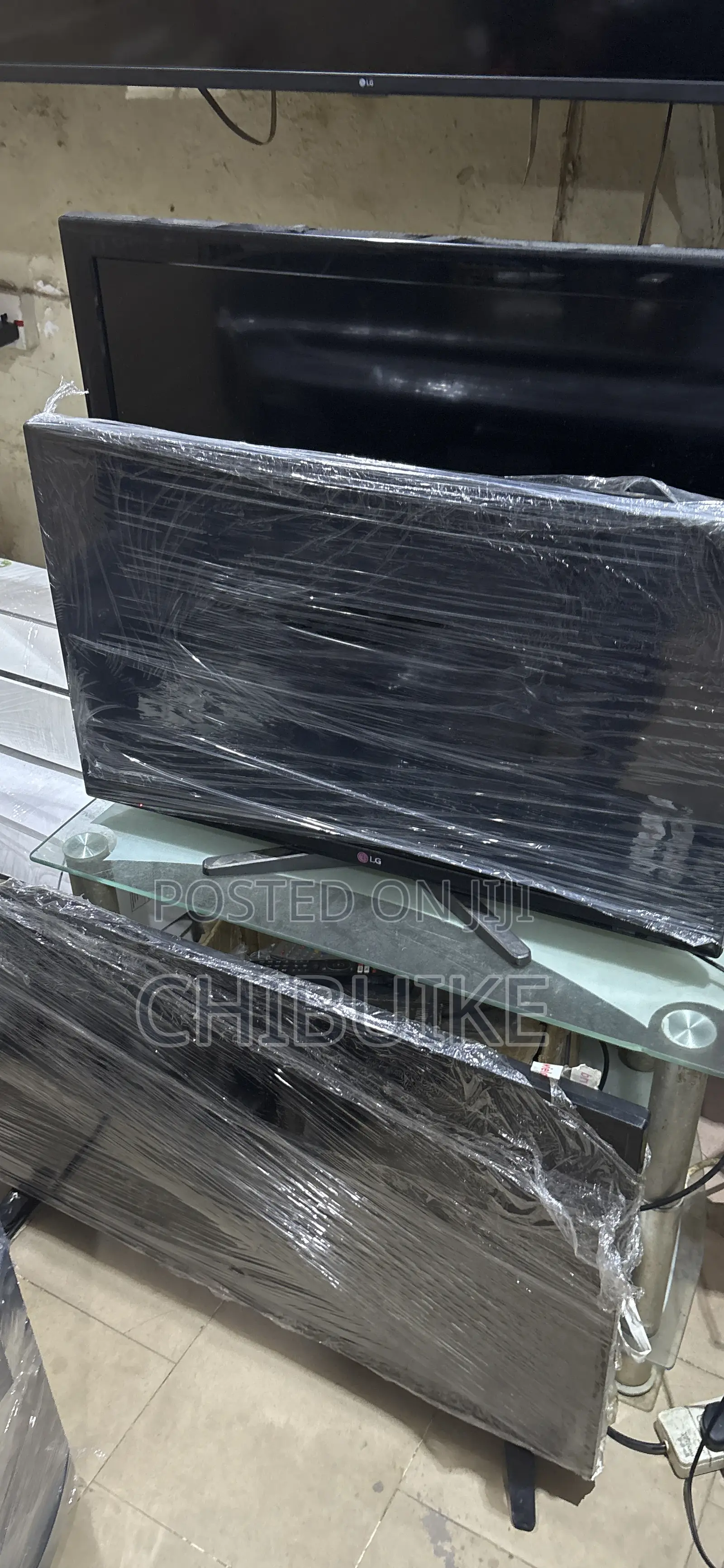 32inches LG Smart TV