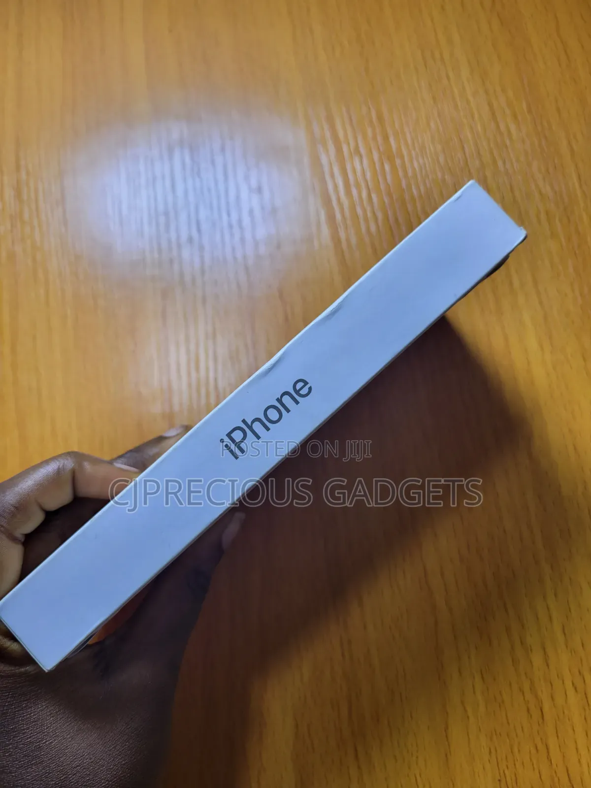 New Apple iPhone Air 256 GB Gold