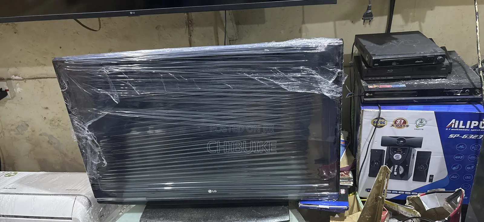 43inches LG LCD