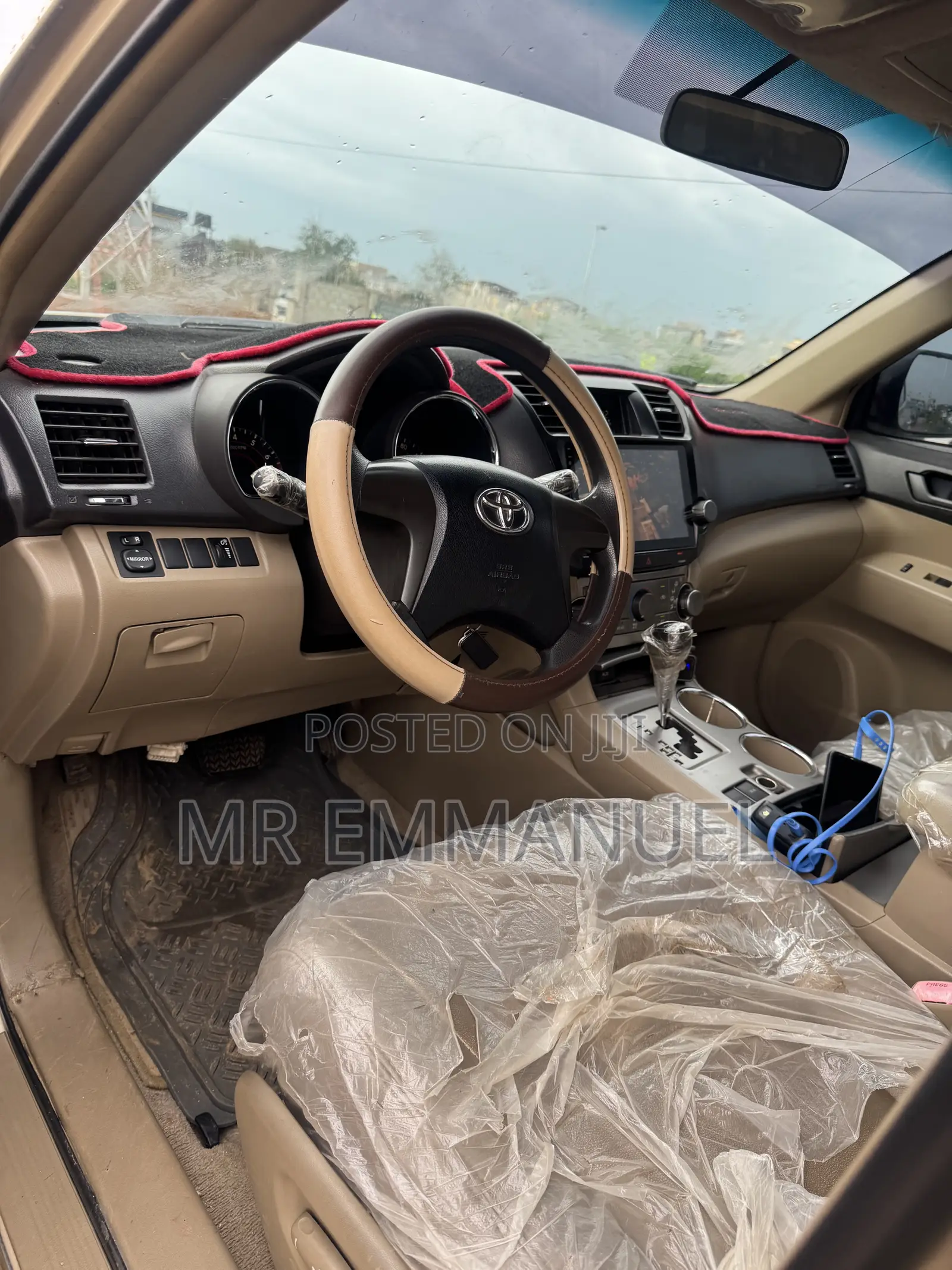 Toyota Highlander Limited 2010 Gold