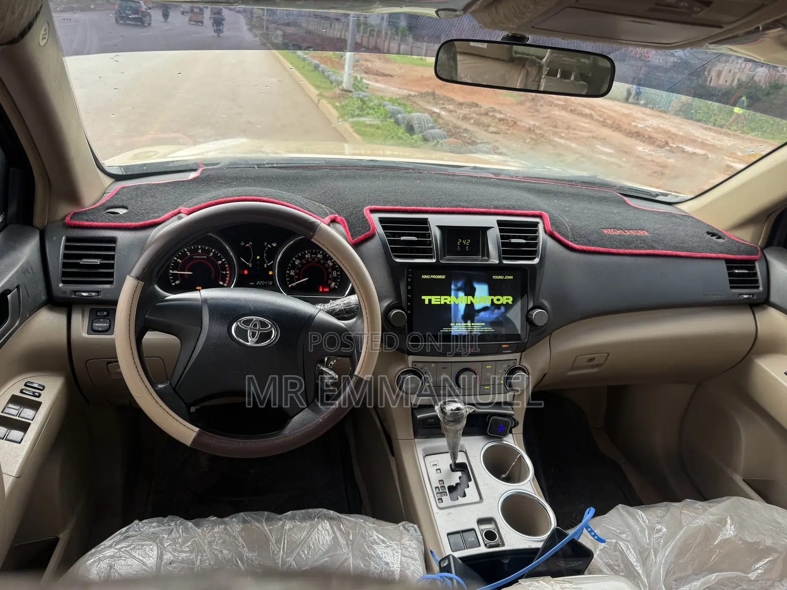 Toyota Highlander Limited 2010 Gold