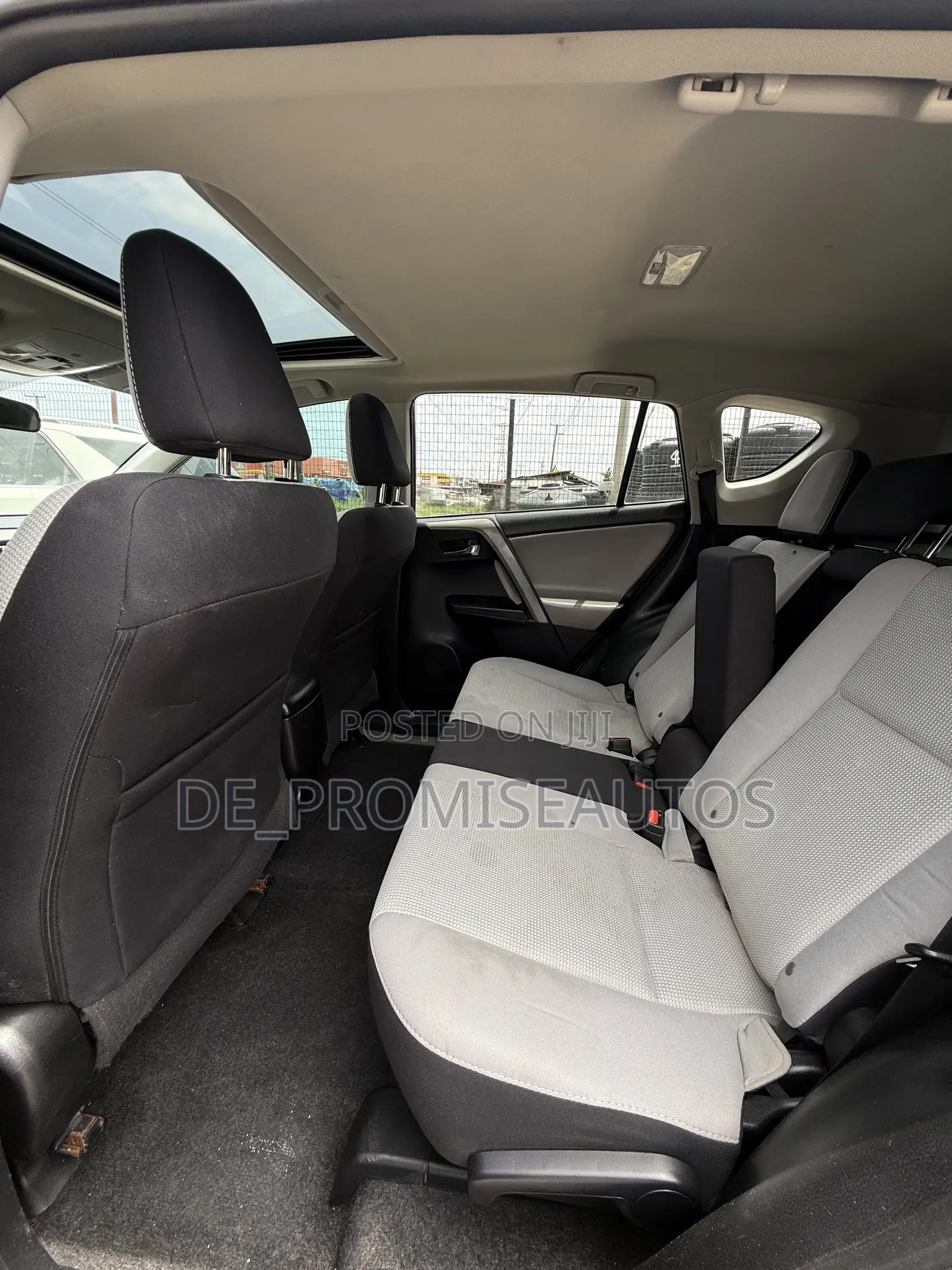 Toyota RAV4 2018 Red