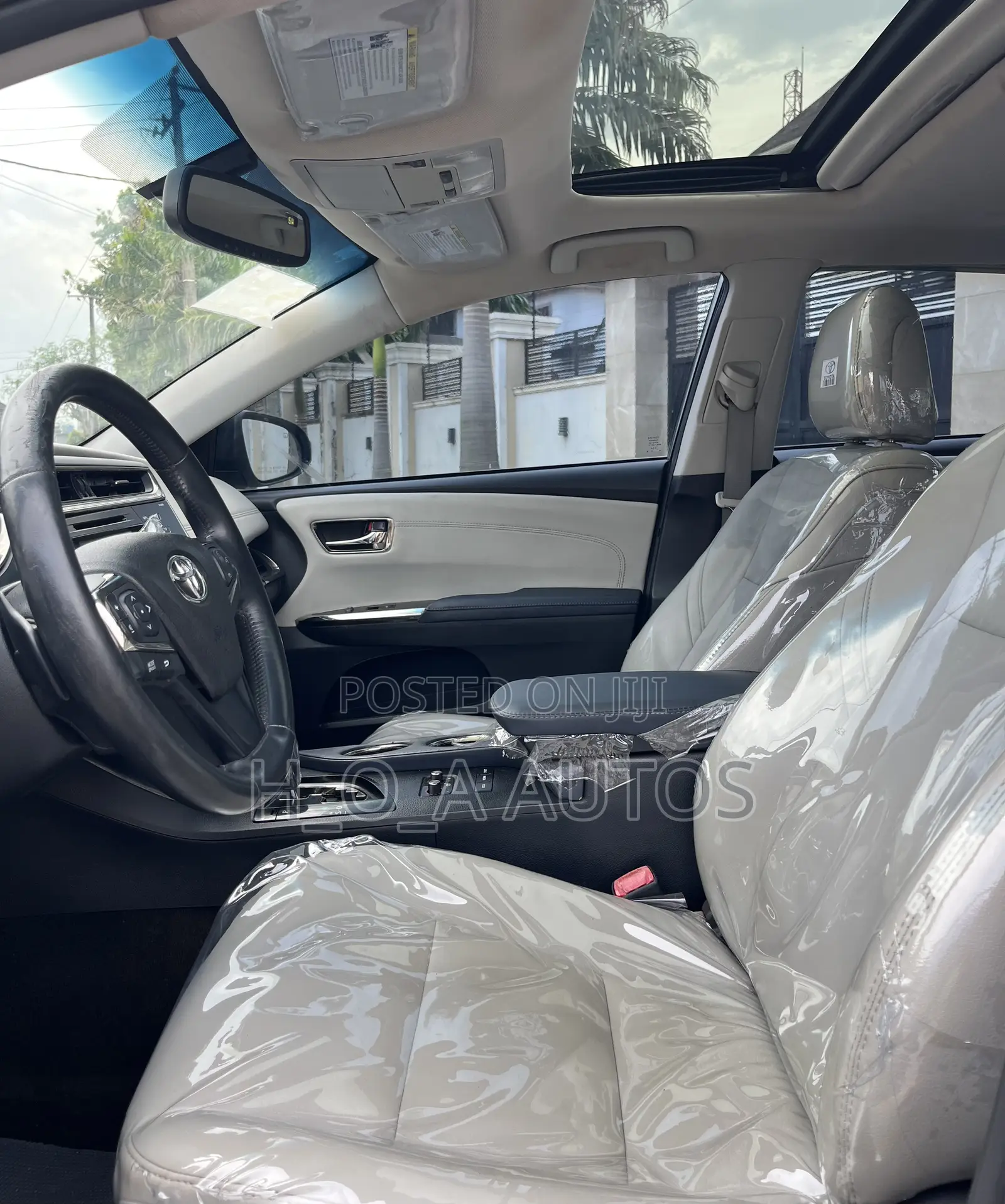 Toyota Avalon XLE 4dr Sedan (3.5L 6cyl 6A) 2014 White
