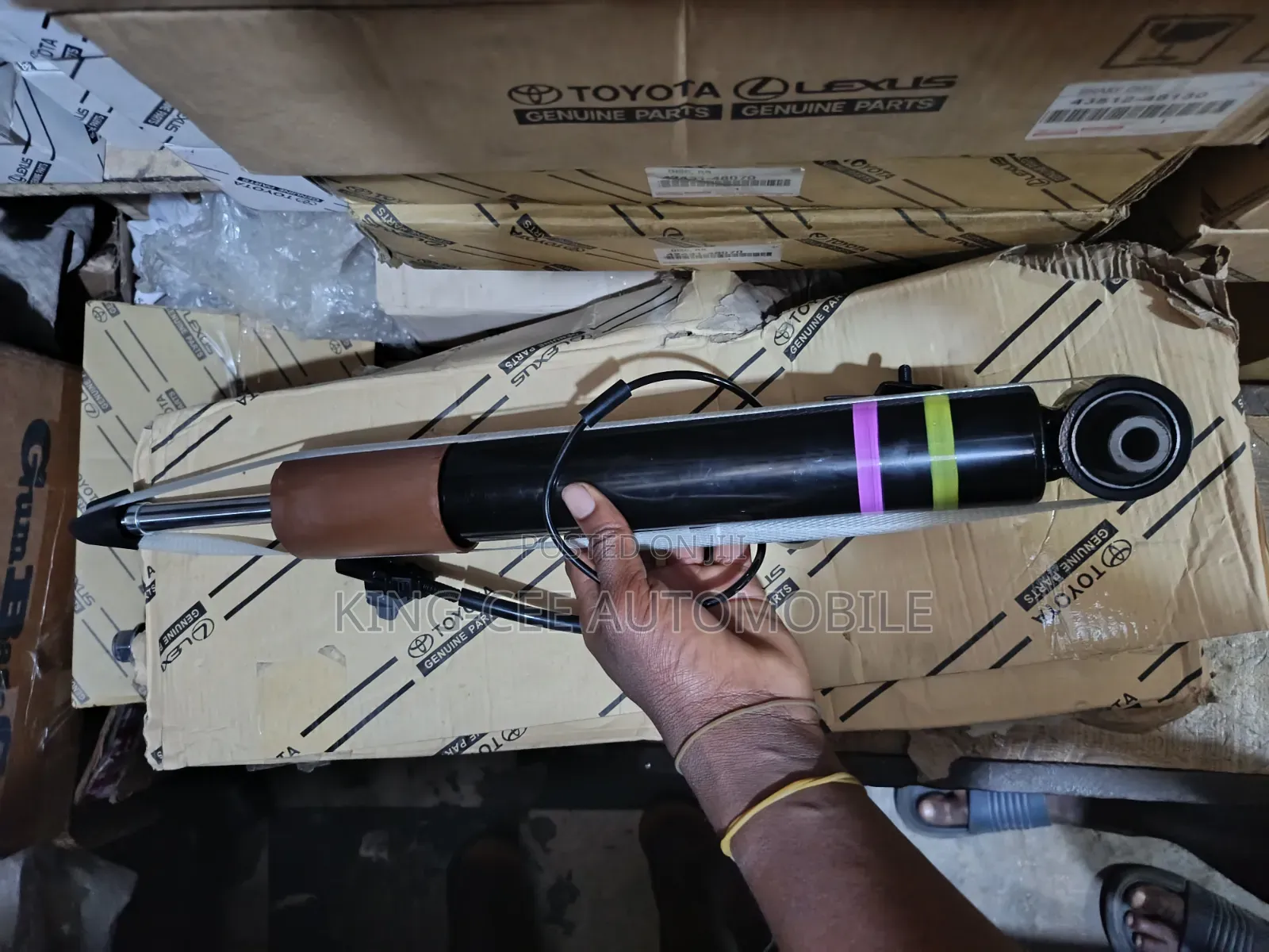 Oem Back Shock Absorber Lexus Rx350 2018-2026