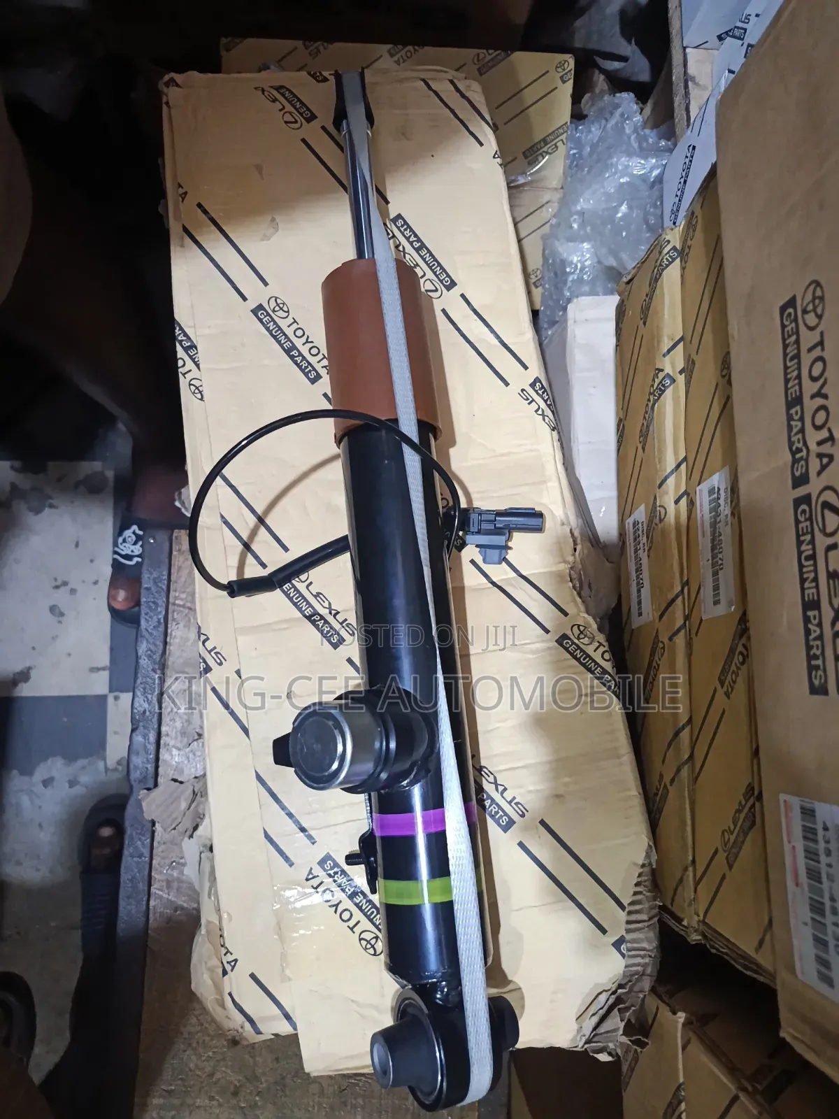 Oem Back Shock Absorber Lexus Rx350 2018-2026