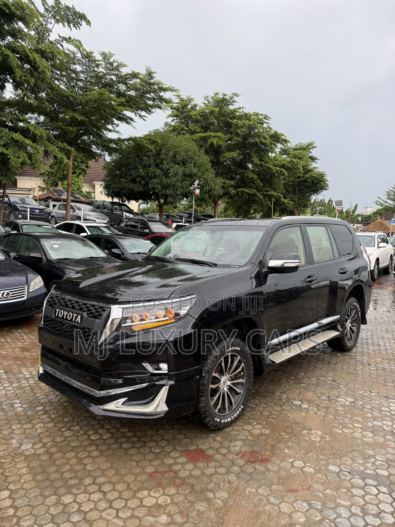 Toyota Land Cruiser 2022 Black