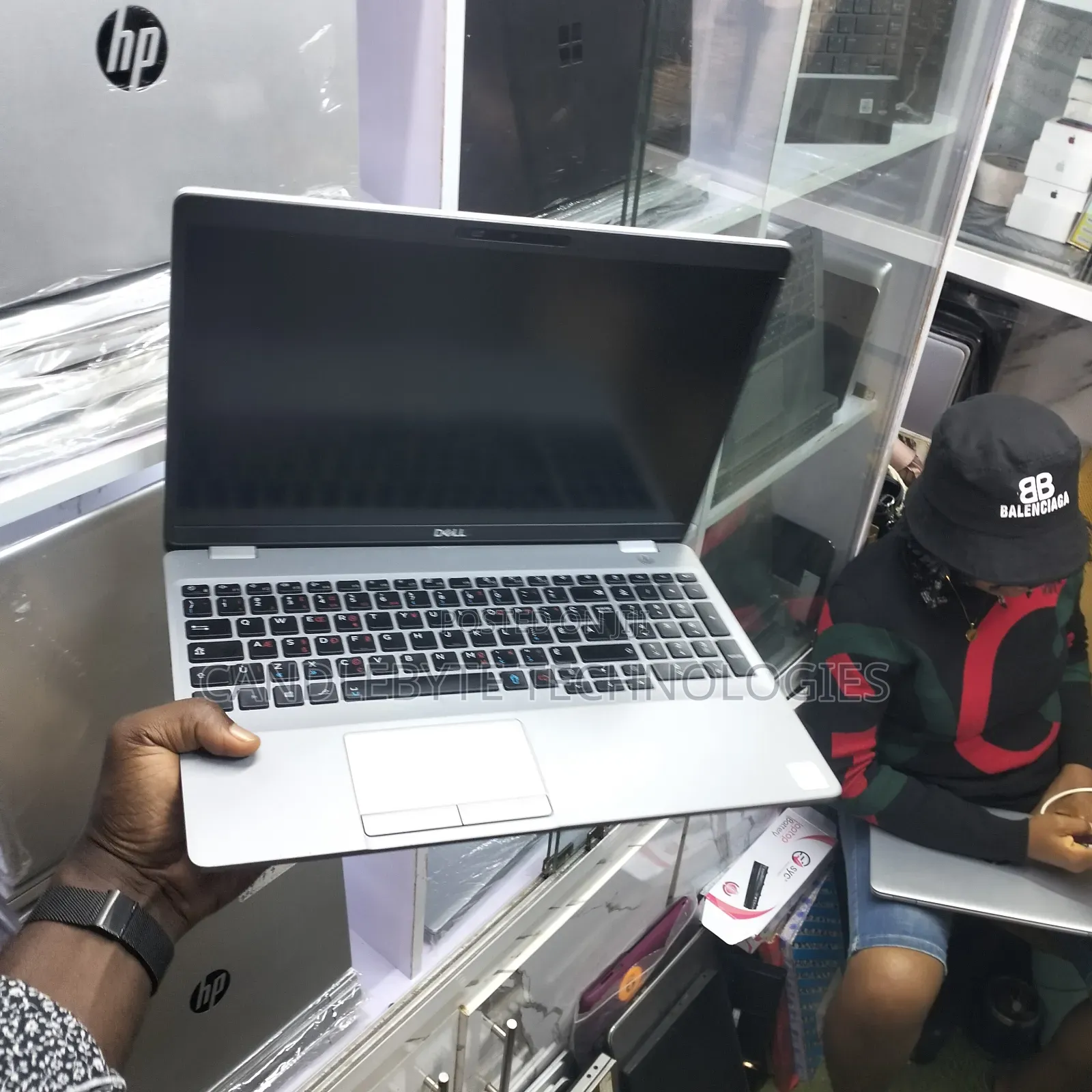 Laptop Dell Latitude 5511 16GB Intel Core i7 SSD 256GB