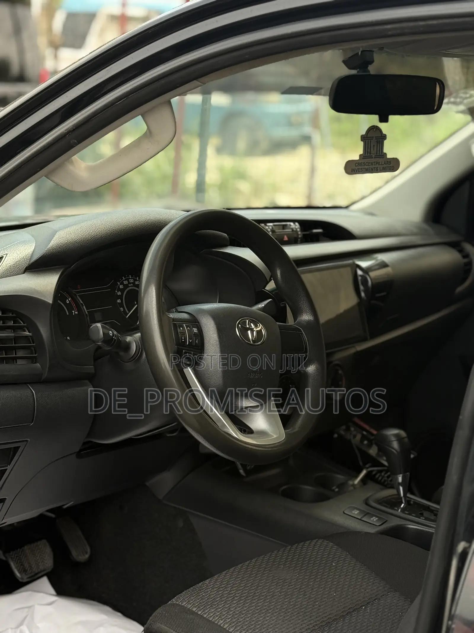 Toyota Hilux 2020 Black
