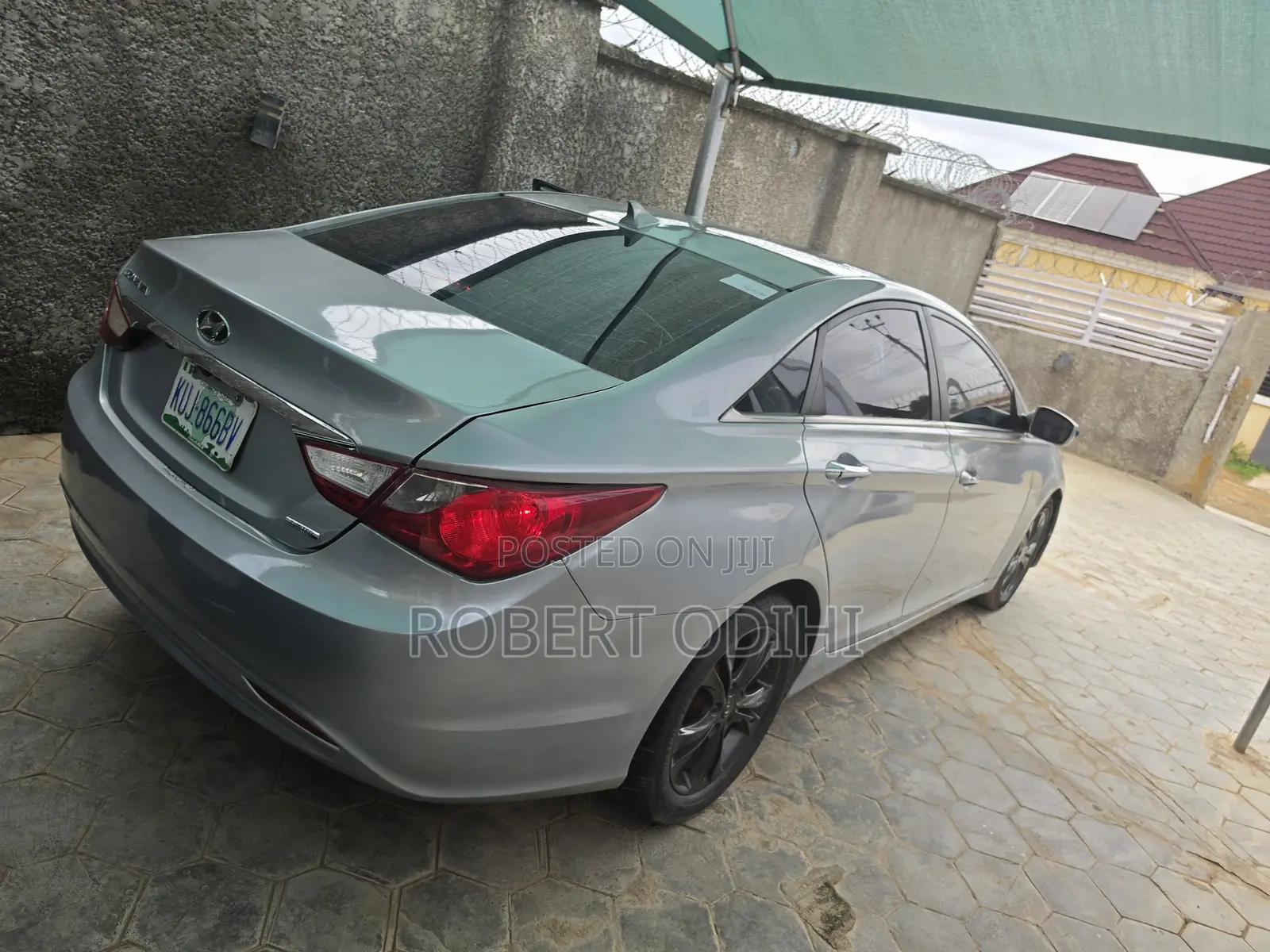 Hyundai Sonata Limited Sedan FWD (2.4L 4cyl 6A) 2012 Gray