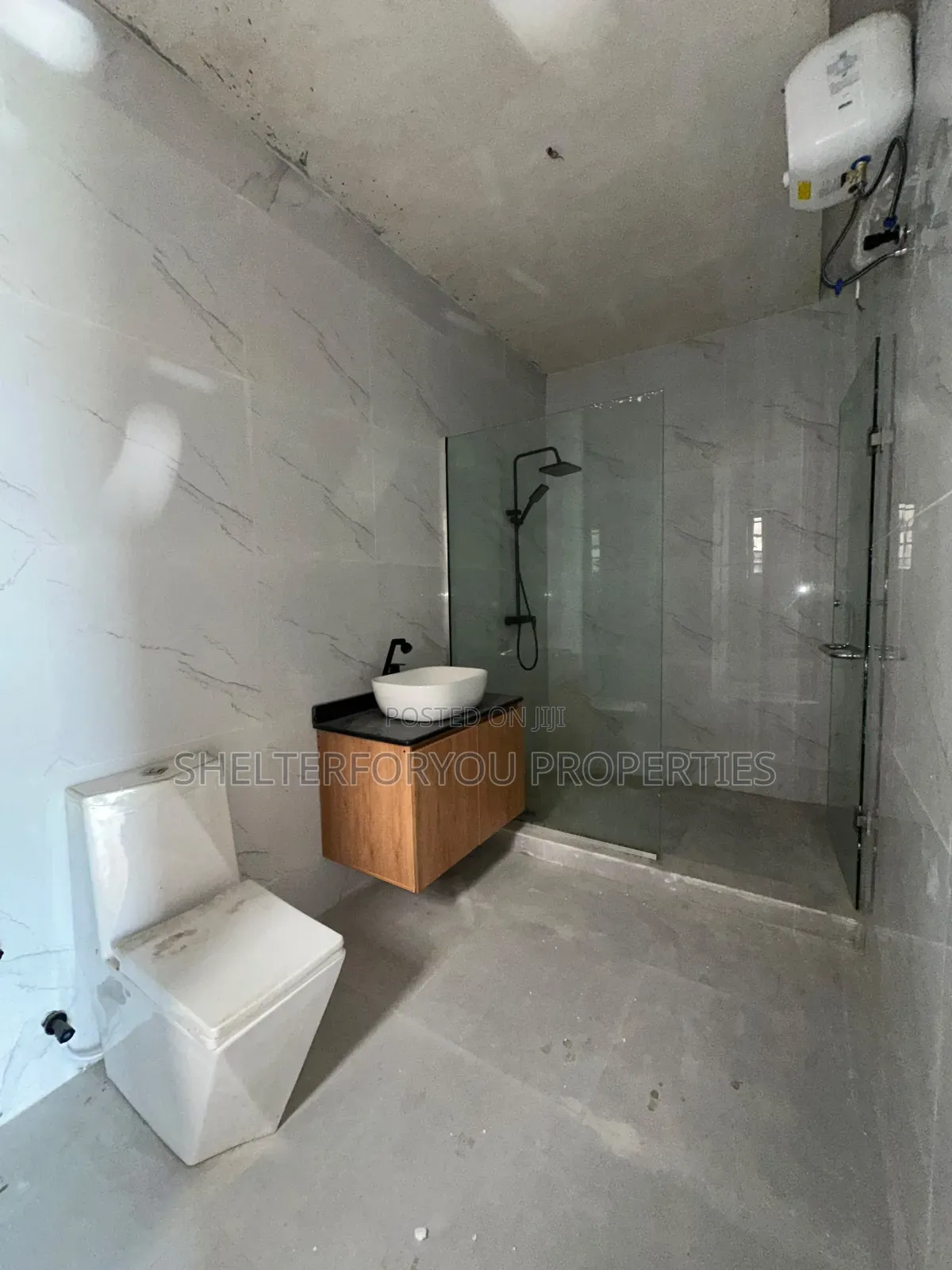 2bdrm Apartment in Lekki Phase 1 for sale