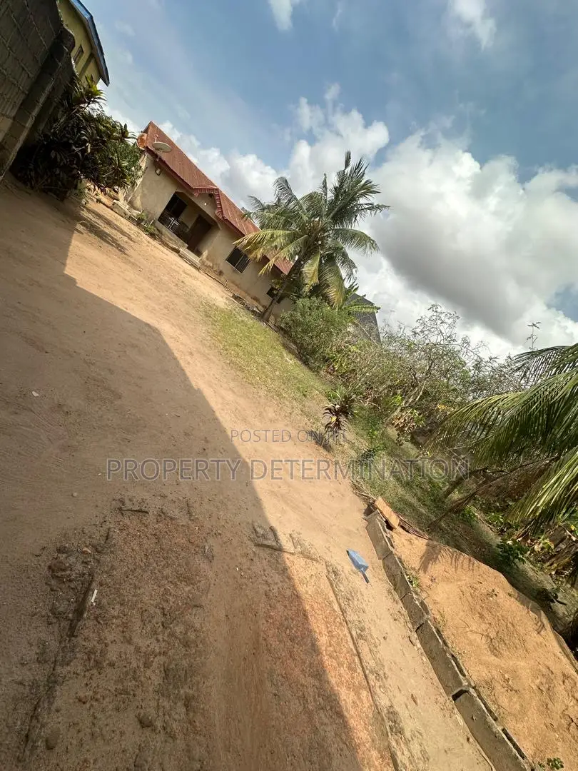 3bdrm Bungalow in Ifo for sale