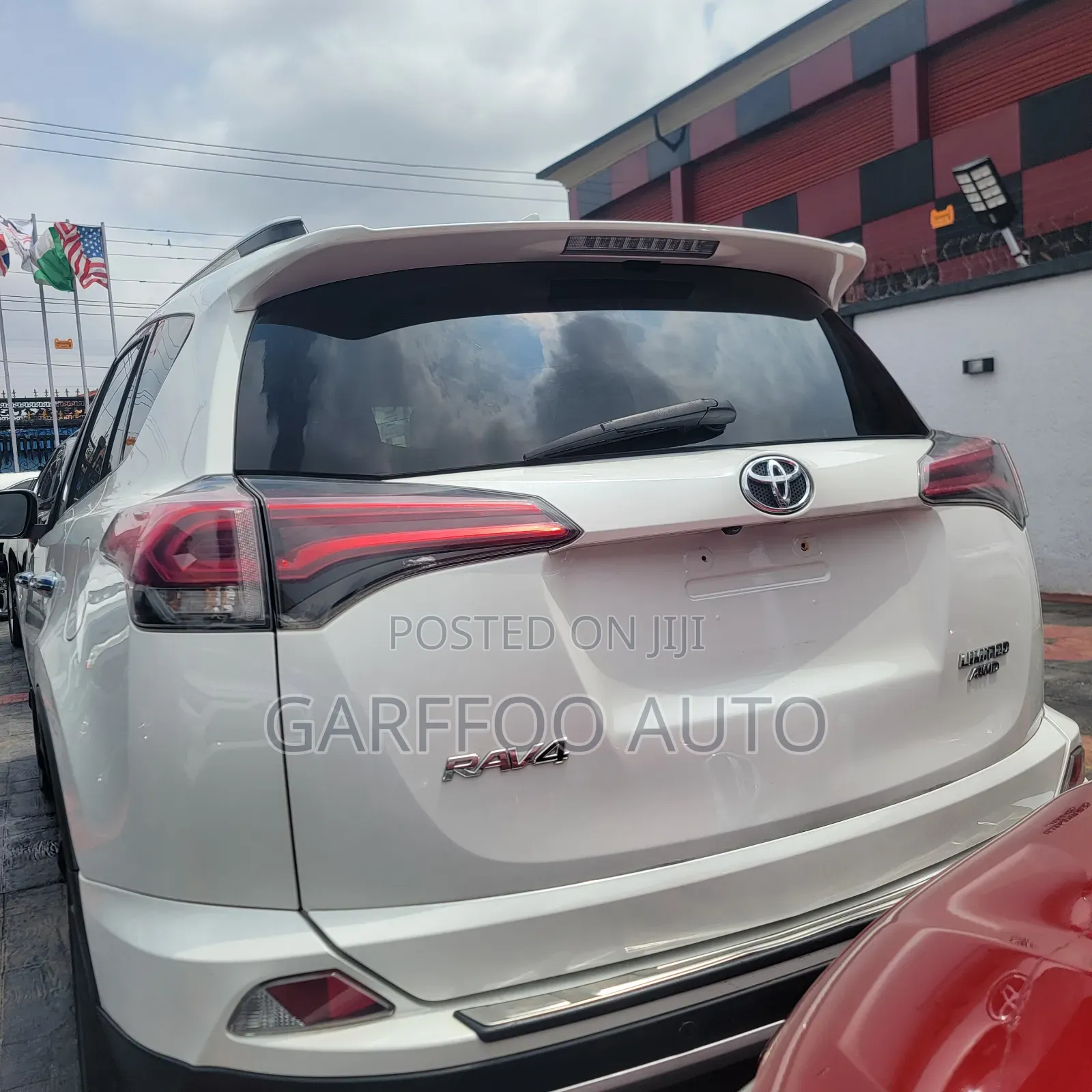 Toyota RAV4 2016 White