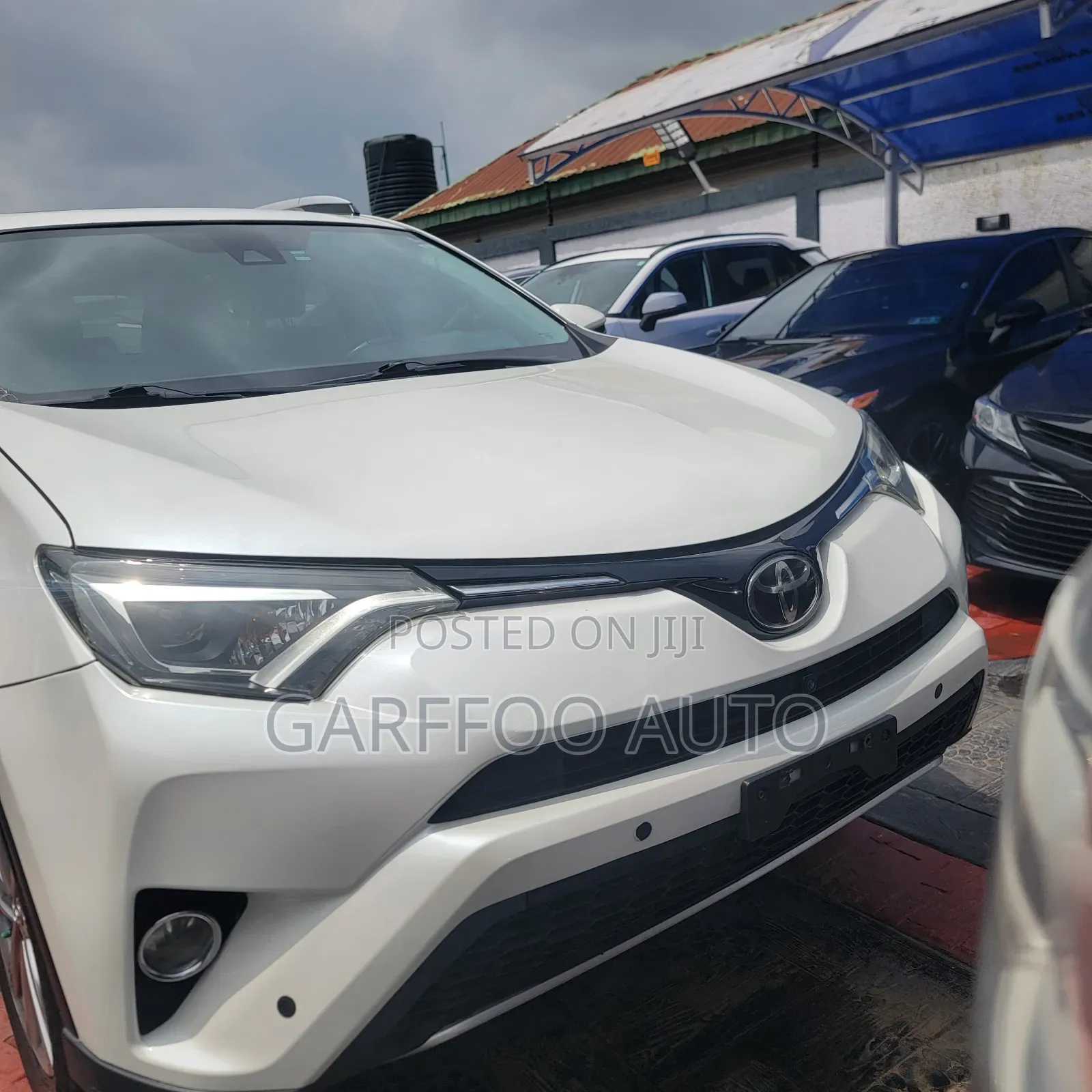 Toyota RAV4 2016 White