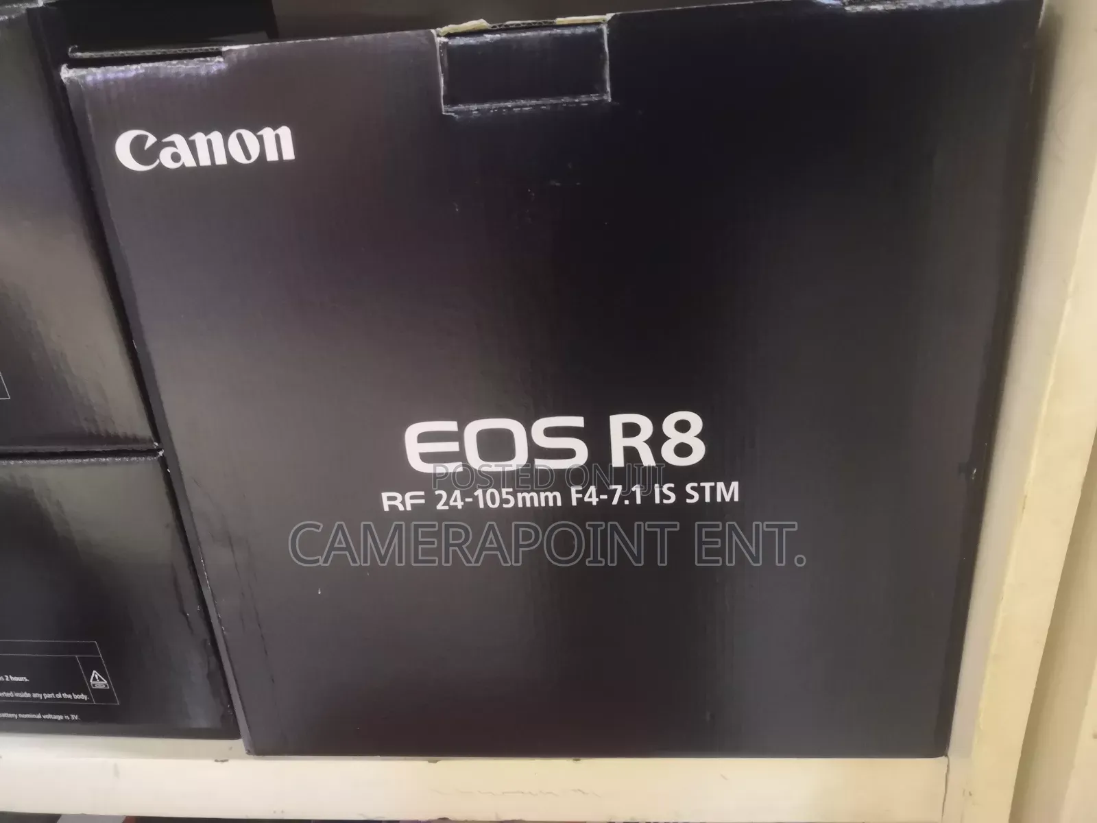 Canon Eos R8 With Kit Lens 24-105mm F4