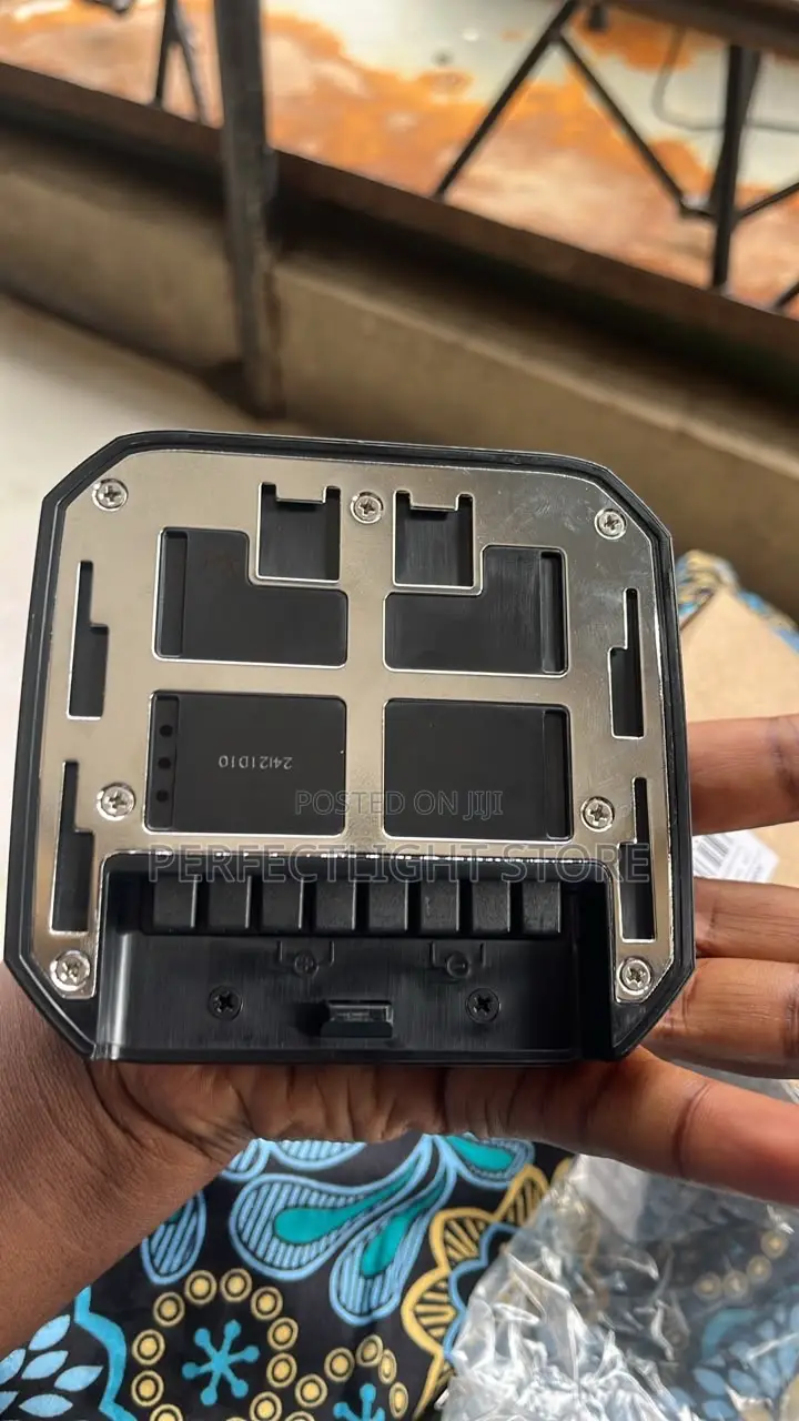 AD 600 Battery