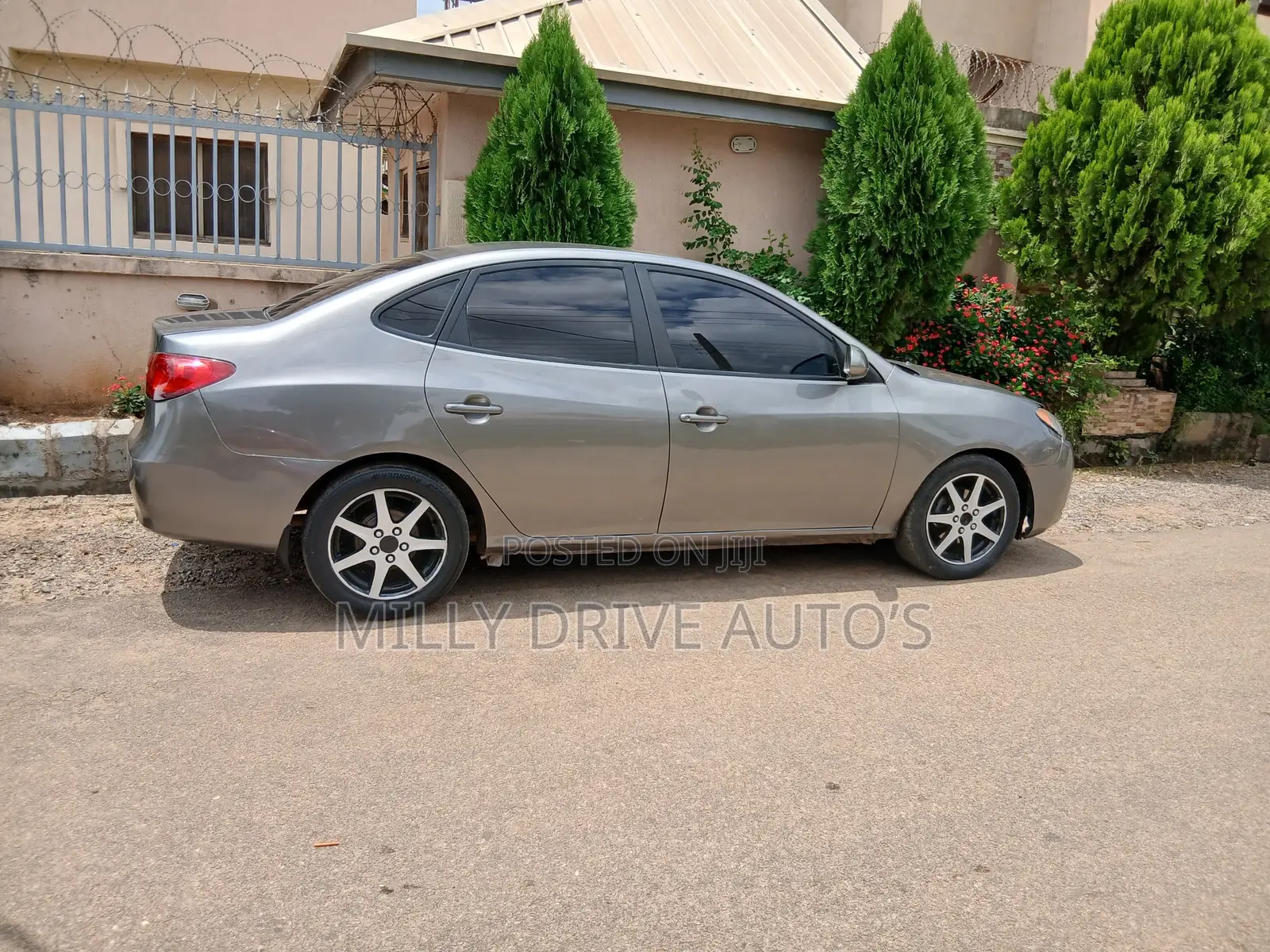 Hyundai Elantra 2009 Gray