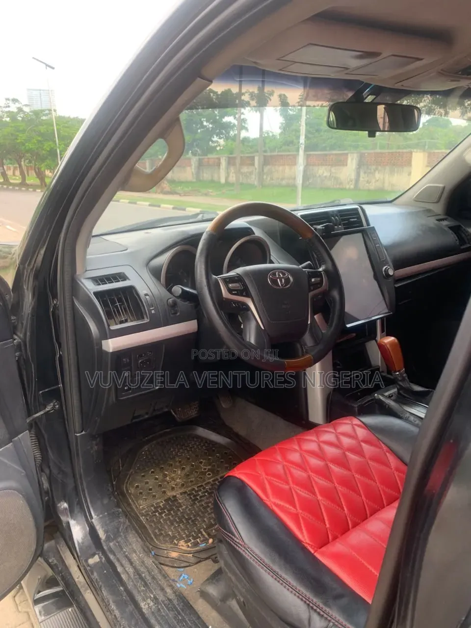 Toyota Land Cruiser Prado 2012 Black