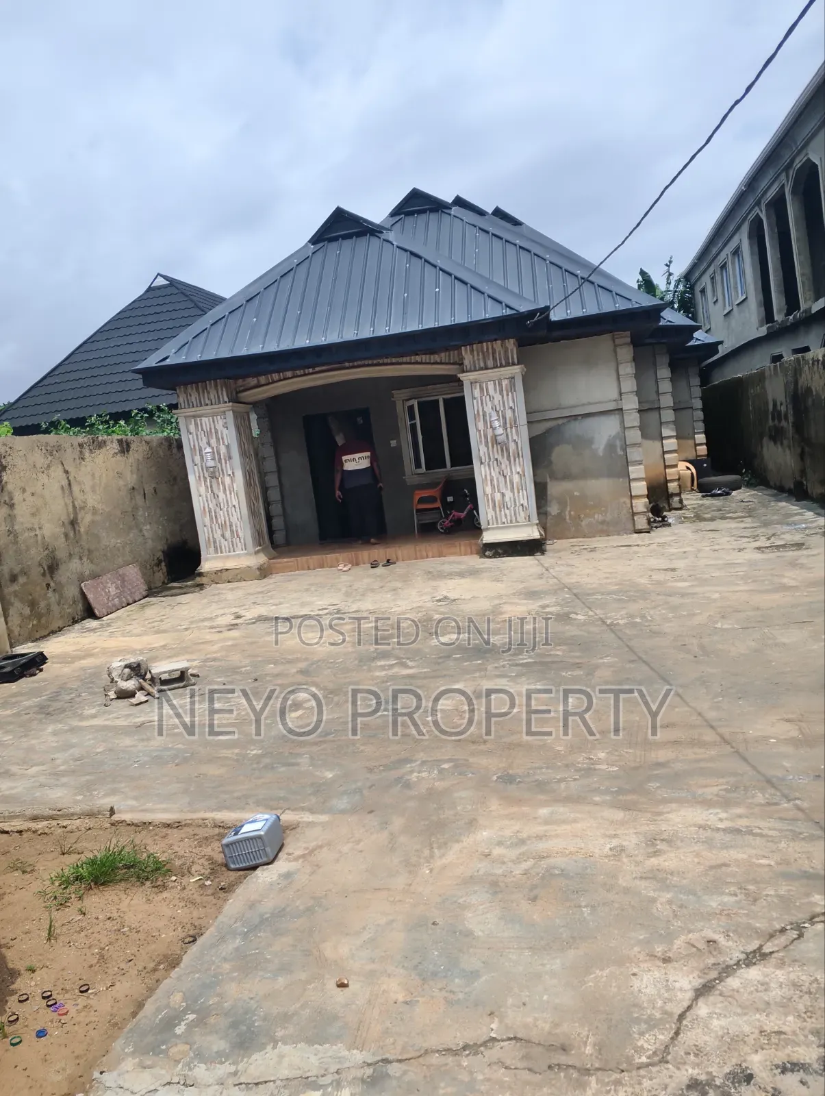 3bdrm Bungalow in Selewu Igbogbo for sale