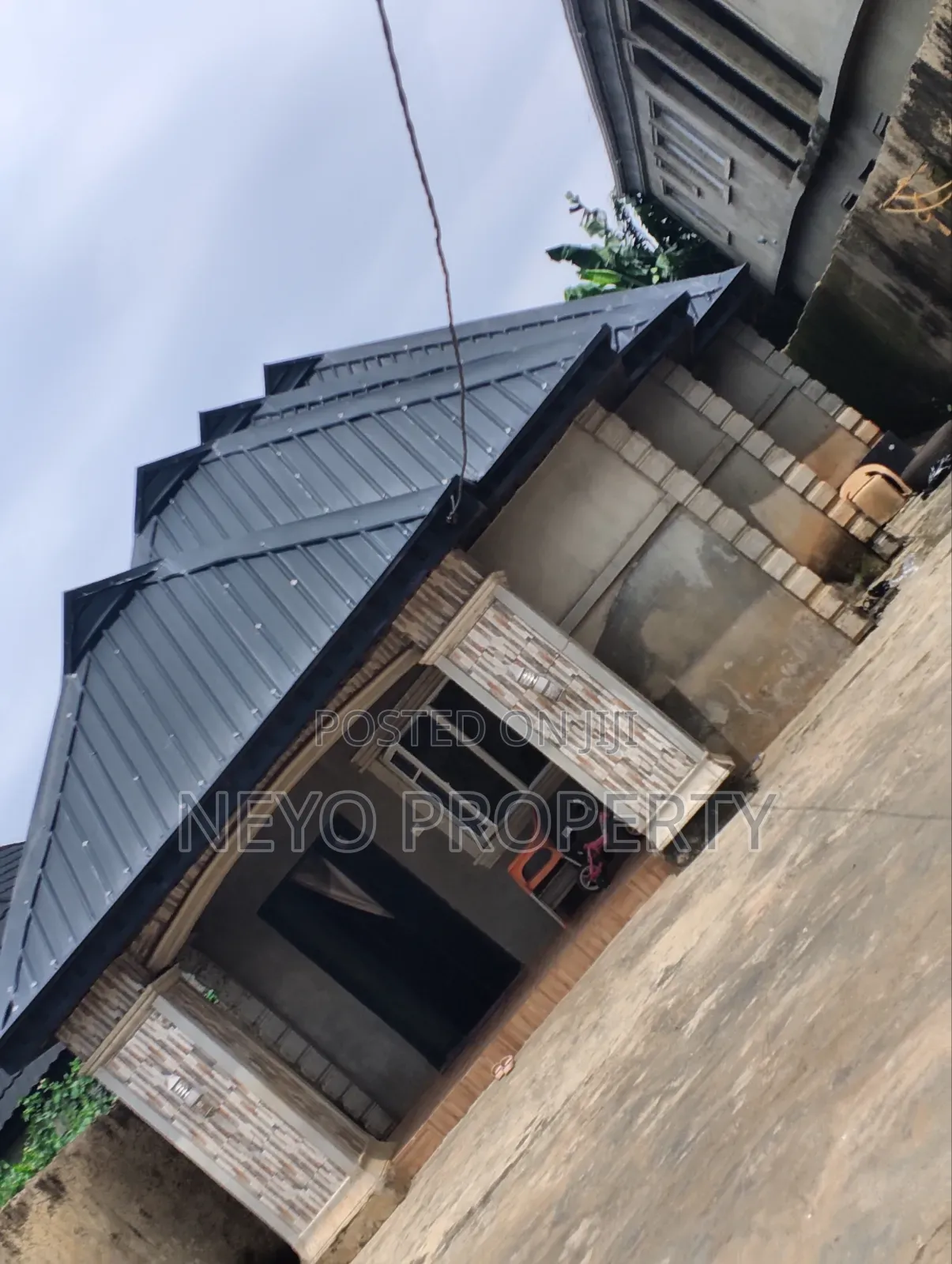 3bdrm Bungalow in Selewu Igbogbo for sale