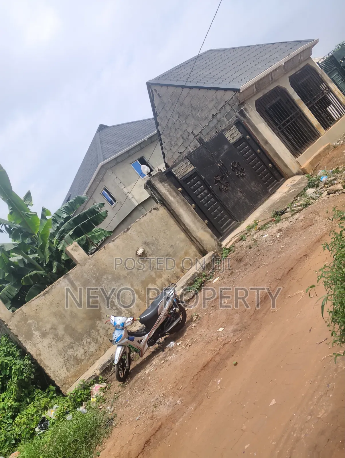 3bdrm Bungalow in Selewu Igbogbo for sale