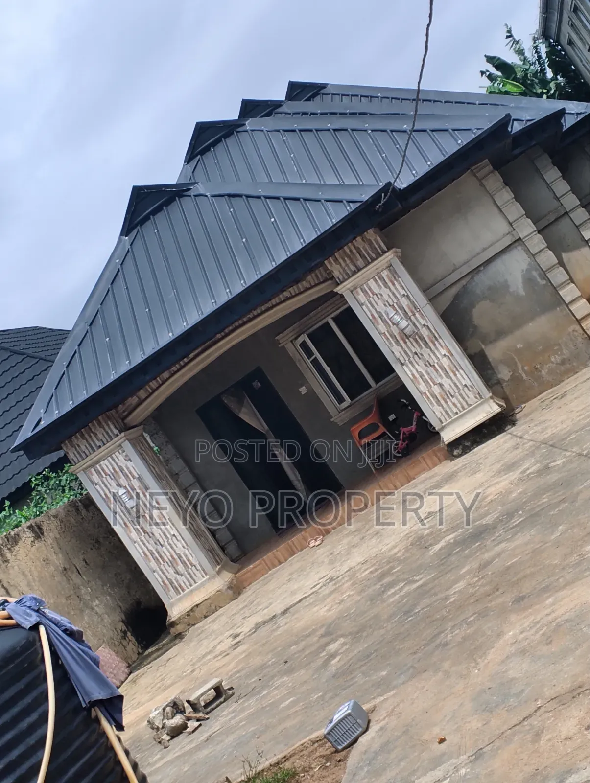 3bdrm Bungalow in Selewu Igbogbo for sale