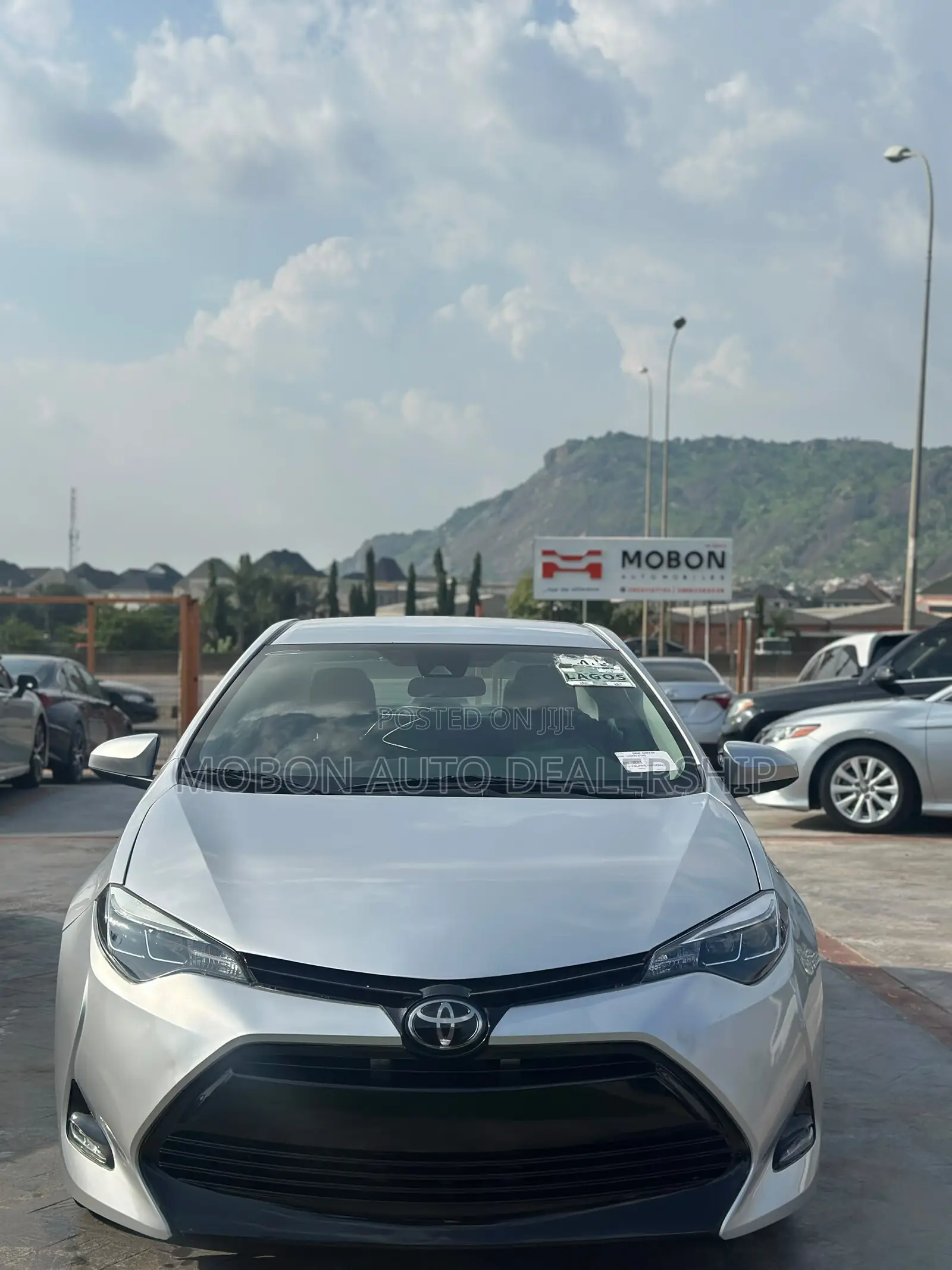 Toyota Corolla 2017 Silver