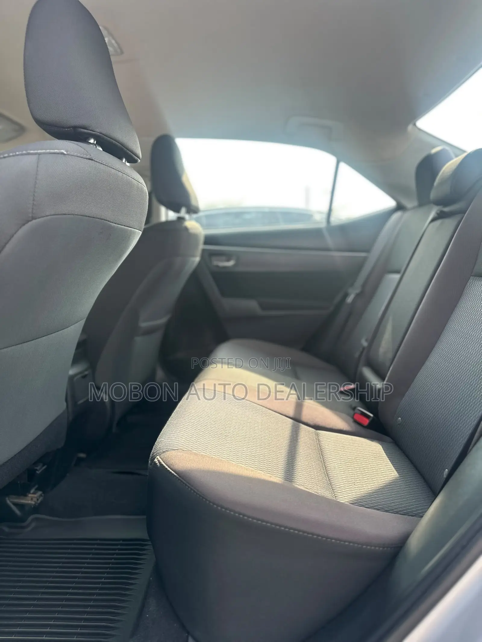Toyota Corolla 2017 Silver