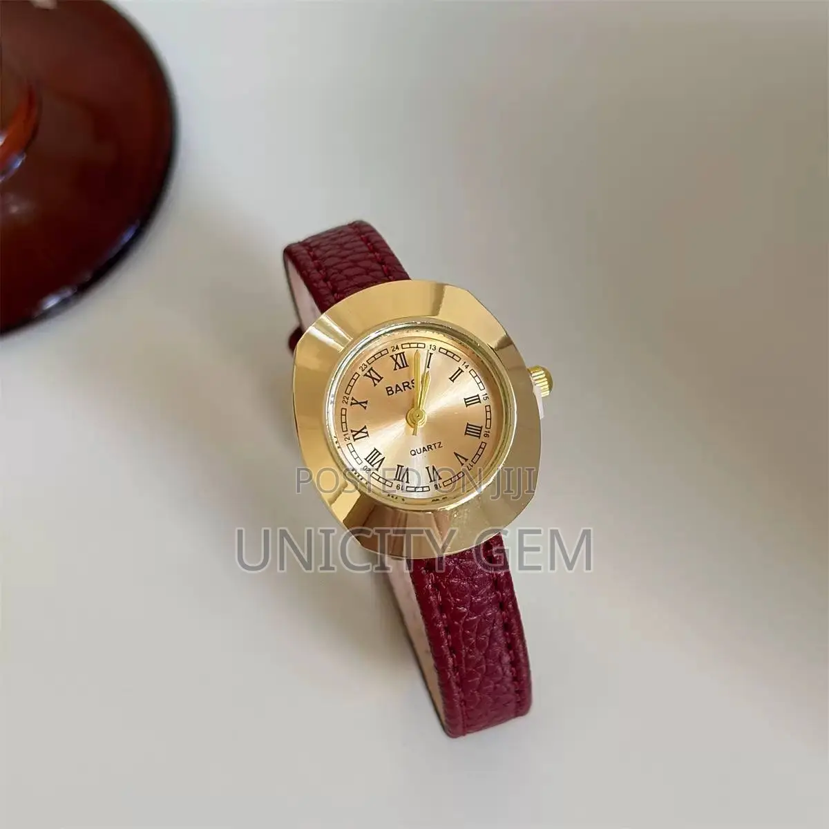 Premium Leather Wristwatch -Elegant, Stylish and Durable