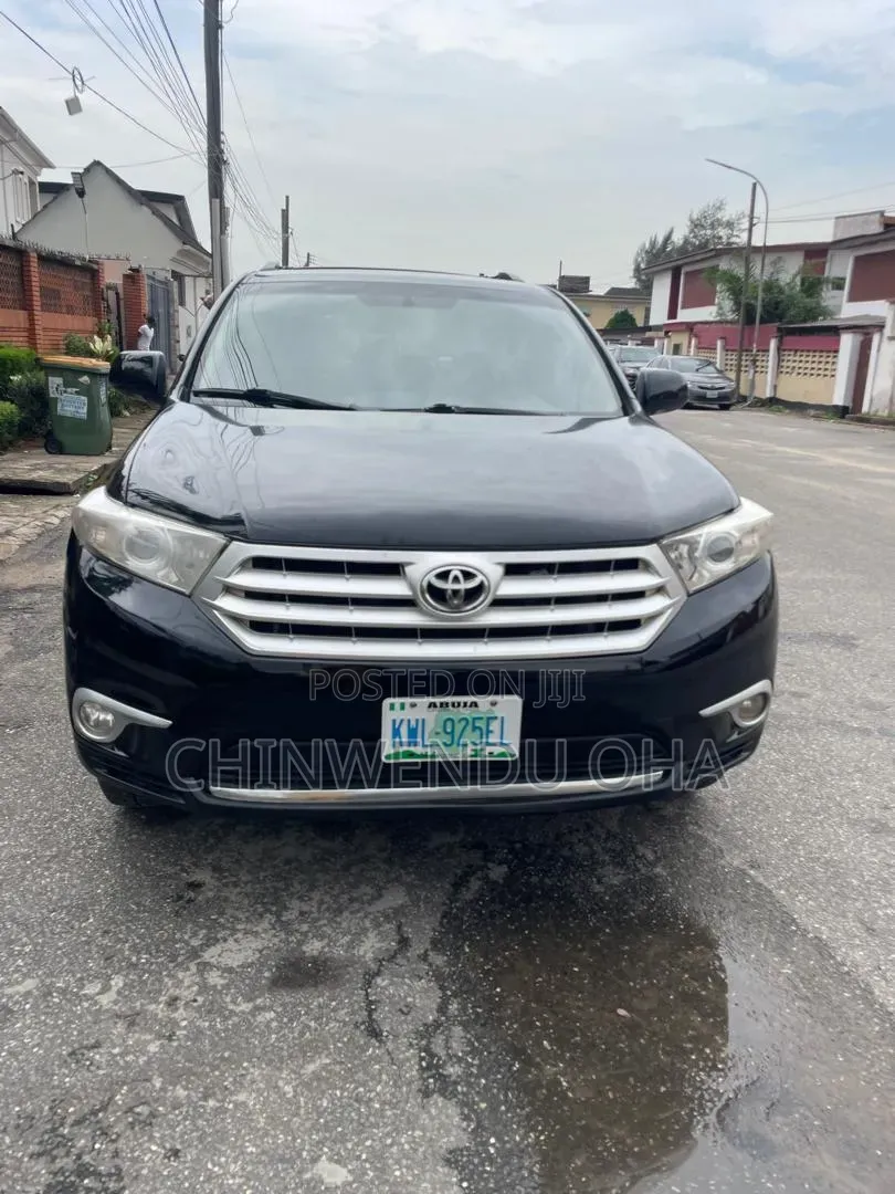 Toyota Highlander 2013 Black