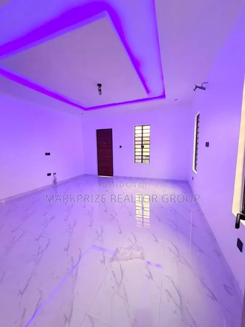 4bdrm Duplex in Magodo Gra Phase 1 for sale