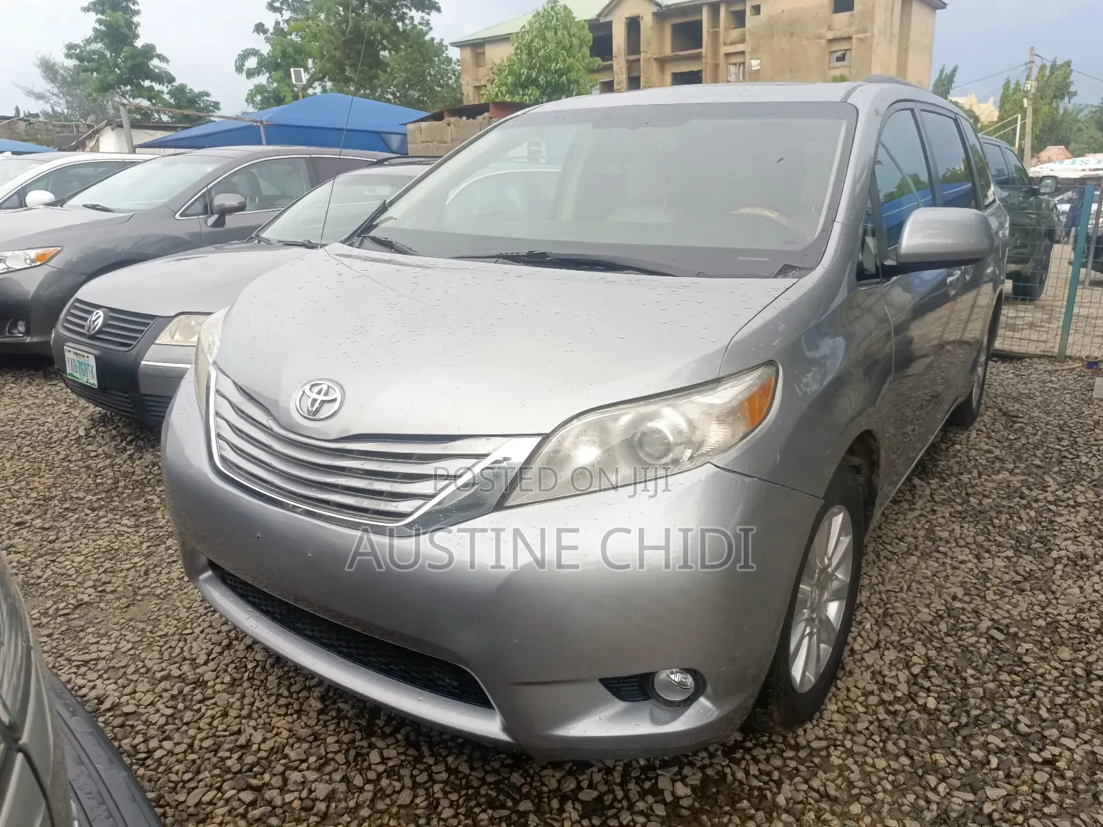 Toyota Sienna XLE 7-Passenger 4dr Minivan AWD (3.5L 6cyl 6A) 2014 Silver