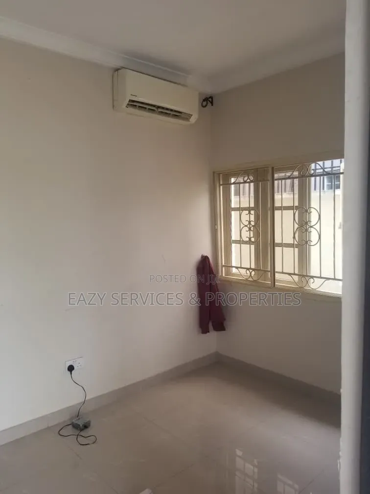 Commercial 4bedroom Detached Duplex With 2rooms Bq at Lekki Phase One