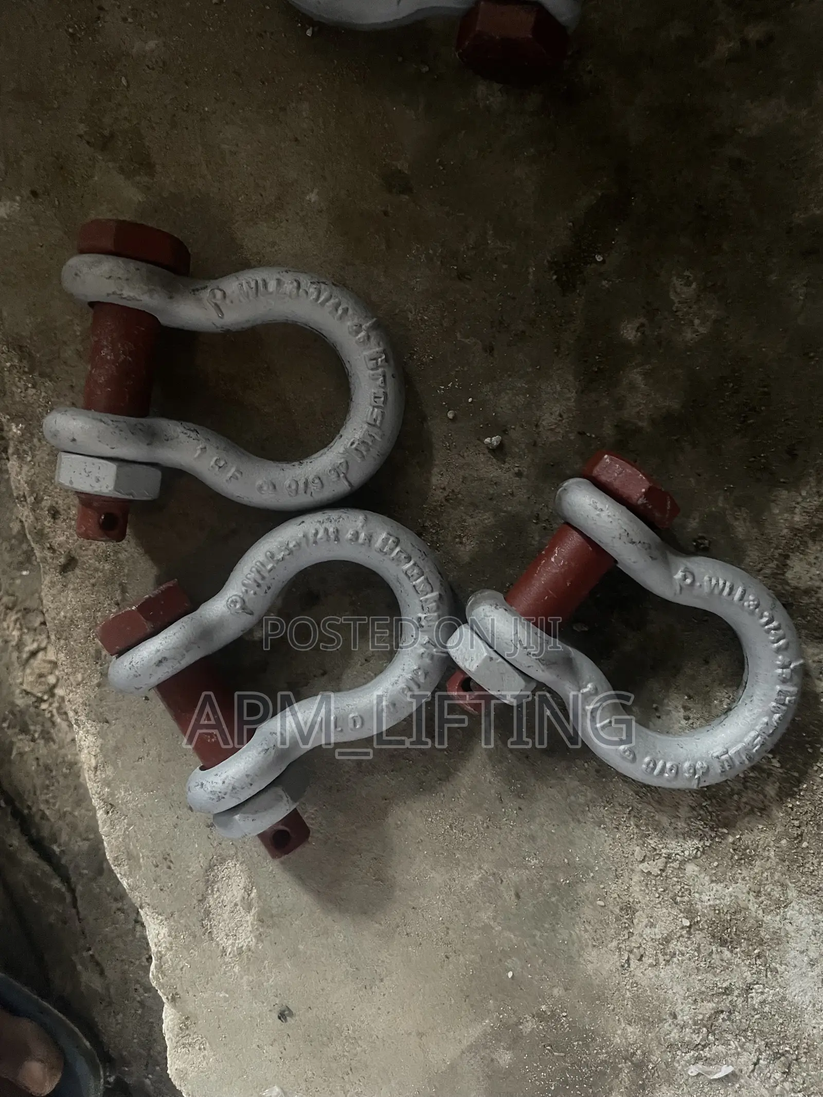 5/8” (3.25Ton) Crosby Shackle C/W Bolt and Nut