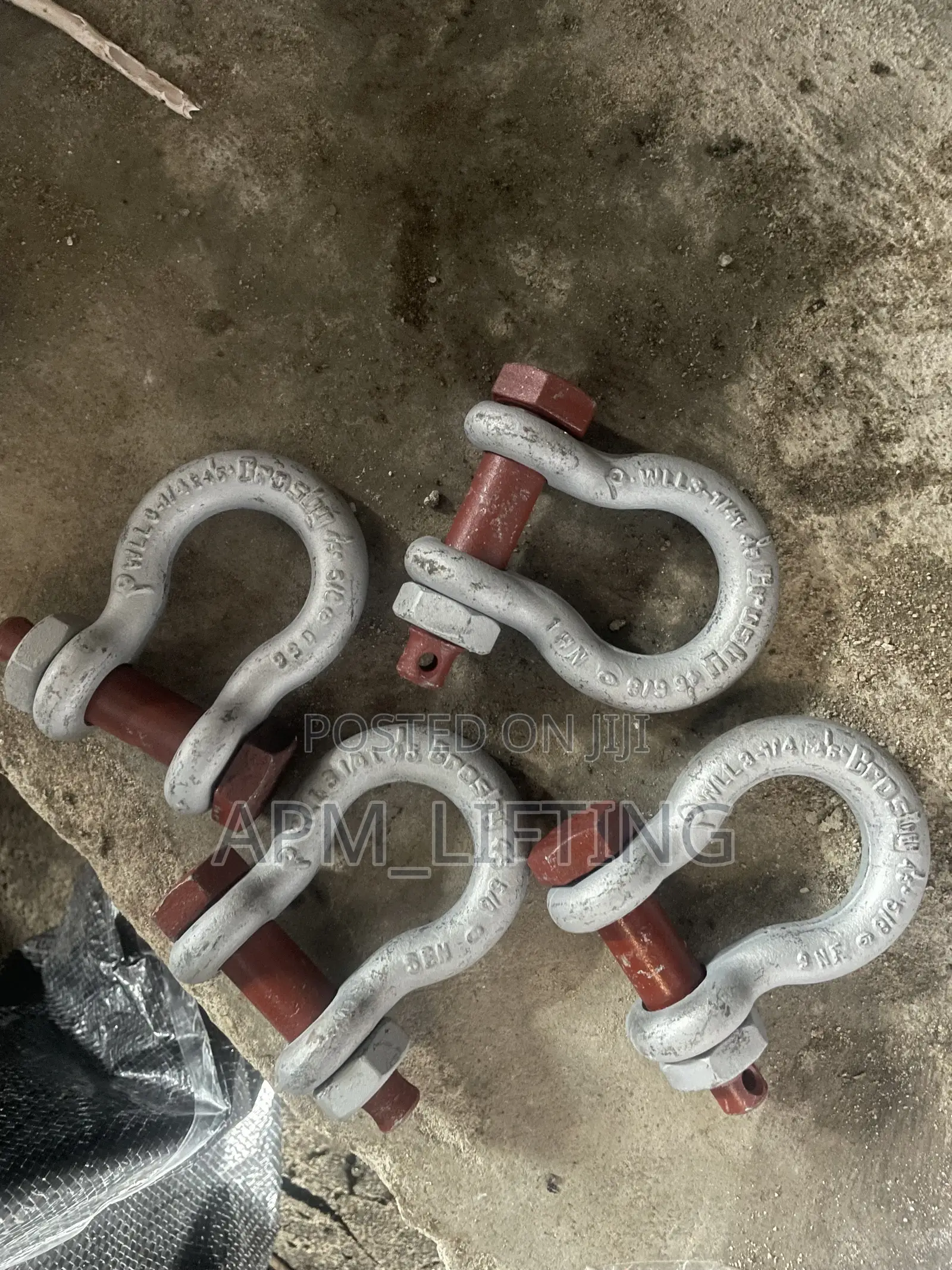5/8” (3.25Ton) Crosby Shackle C/W Bolt and Nut