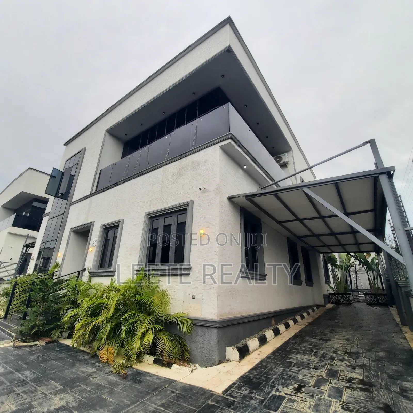 5bdrm Duplex in Wuye for rent