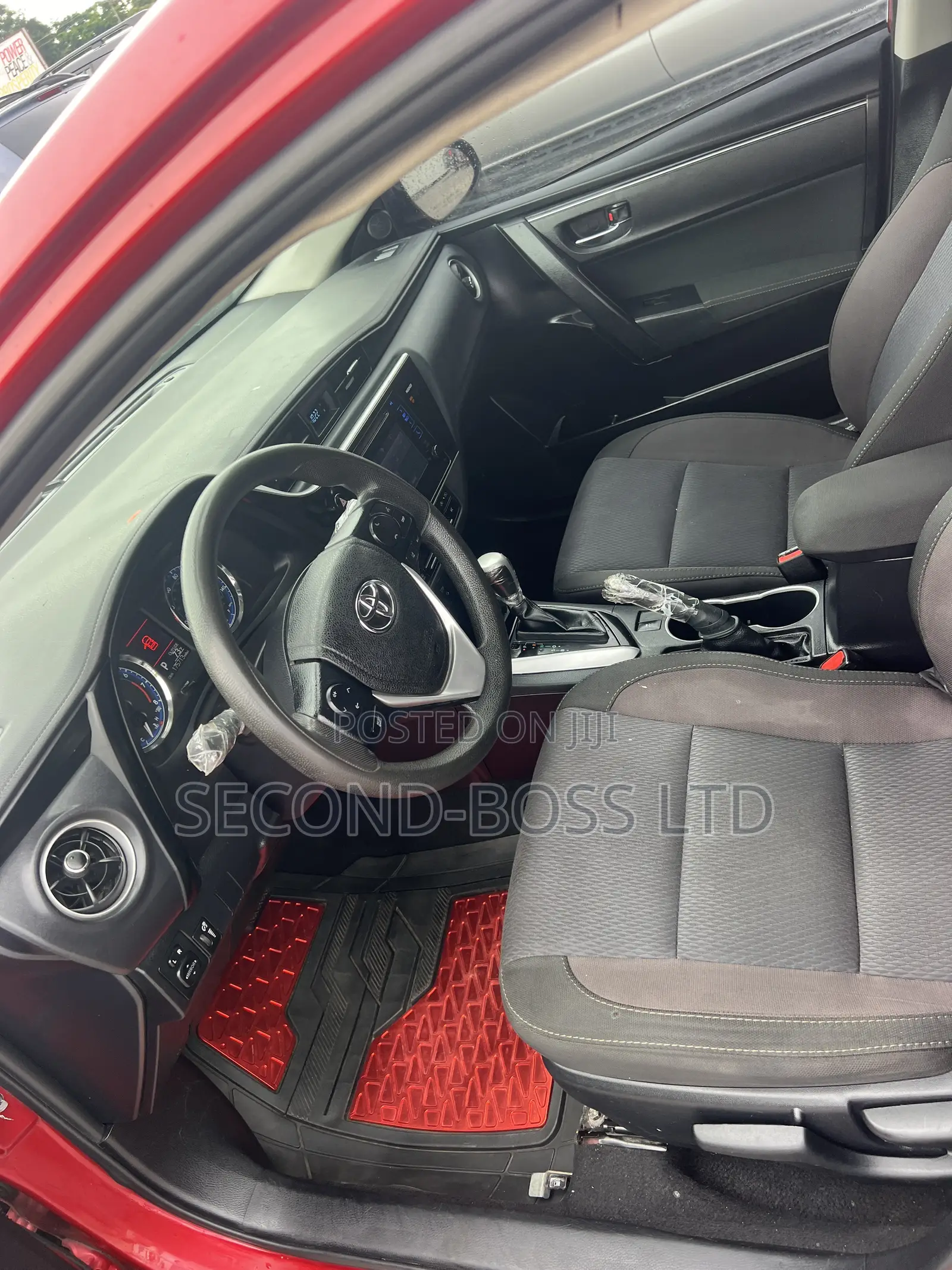 Toyota Corolla SE 4dr Sedan (1.8L 4cyl CVT) 2017 Red