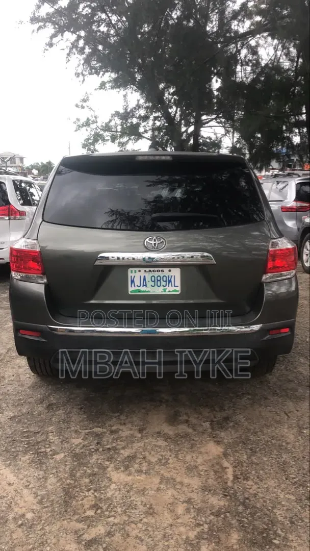 Toyota Highlander 2013 Green