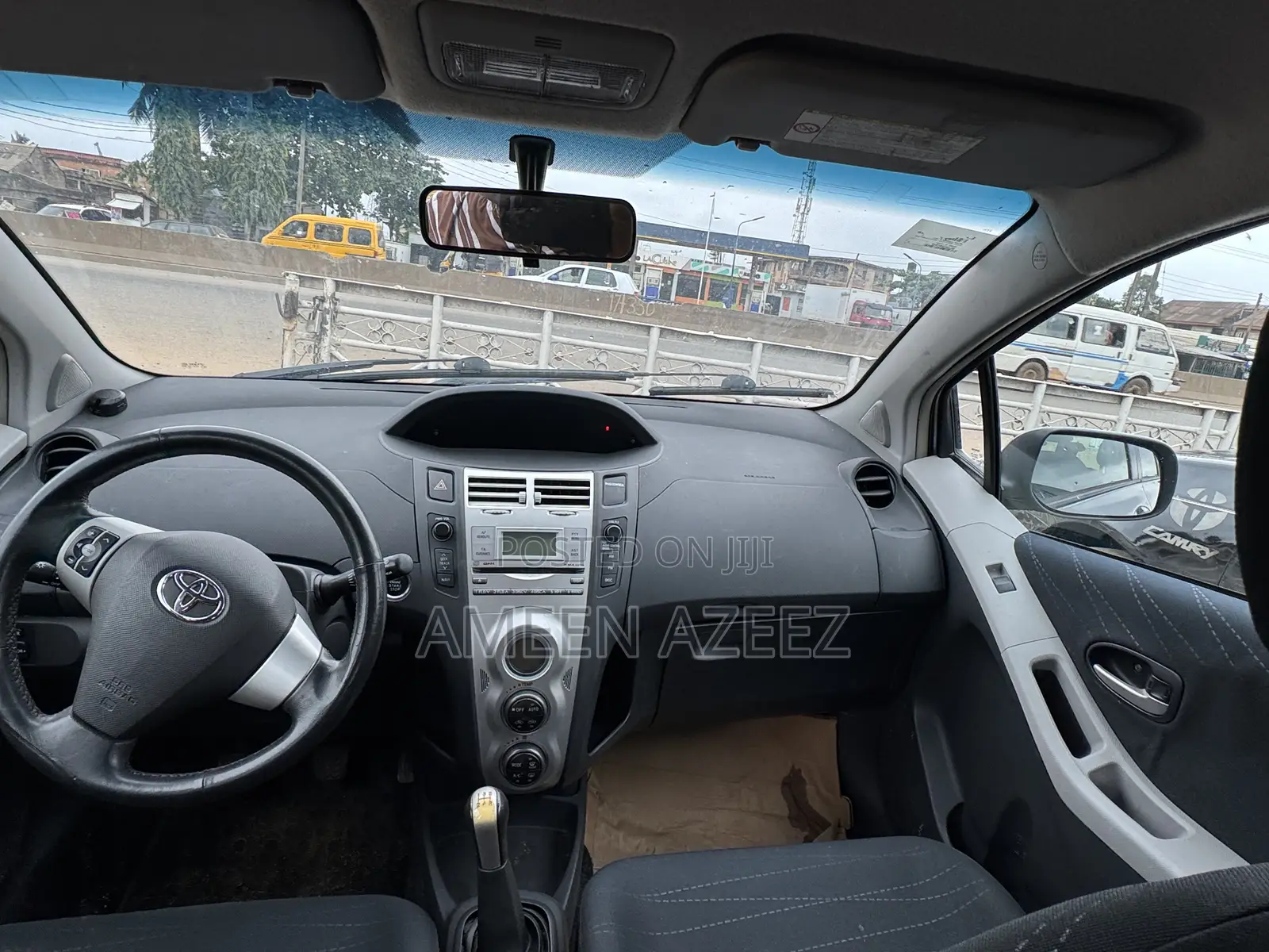 Toyota Yaris 2005 Gray