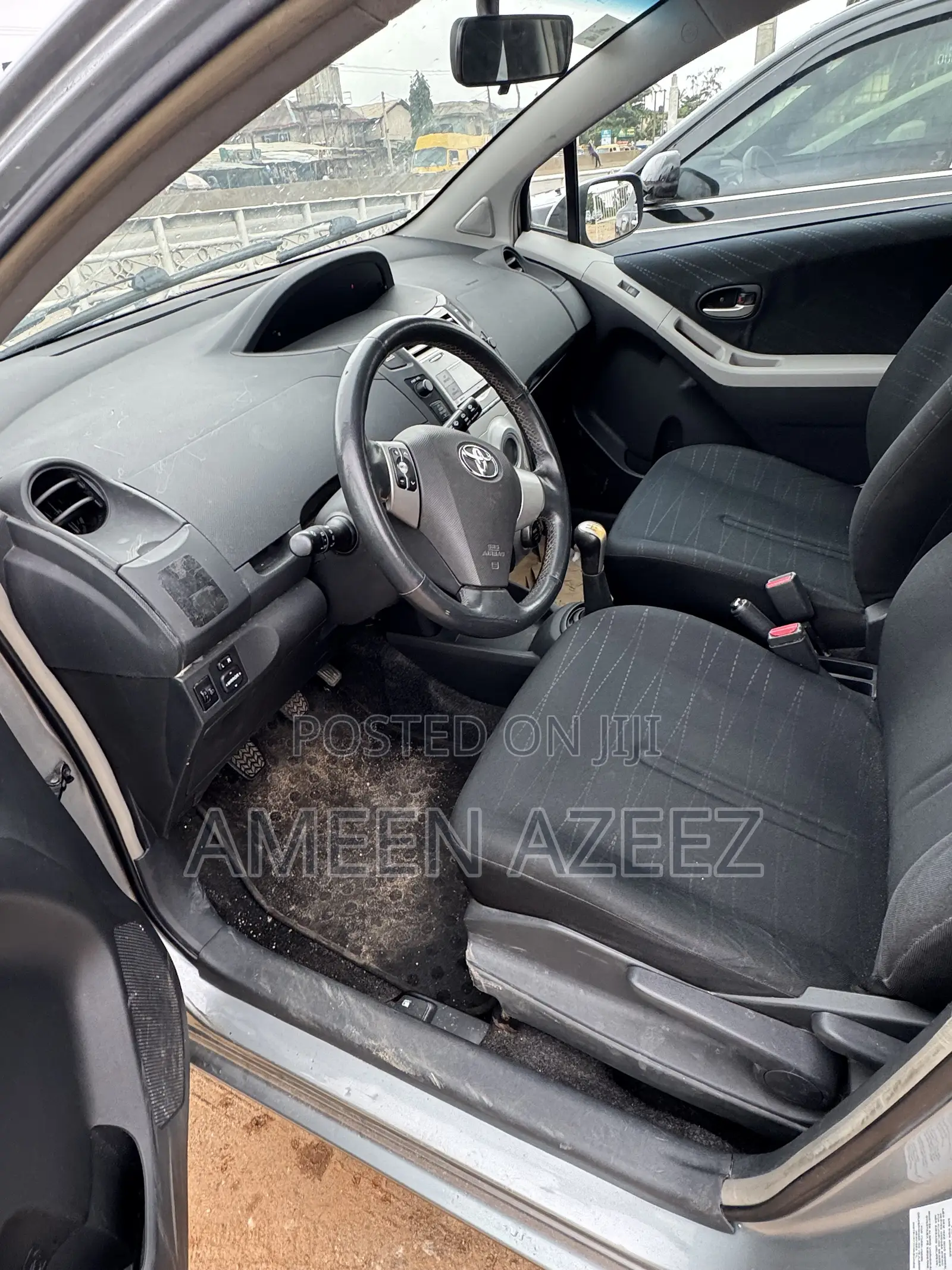 Toyota Yaris 2005 Gray