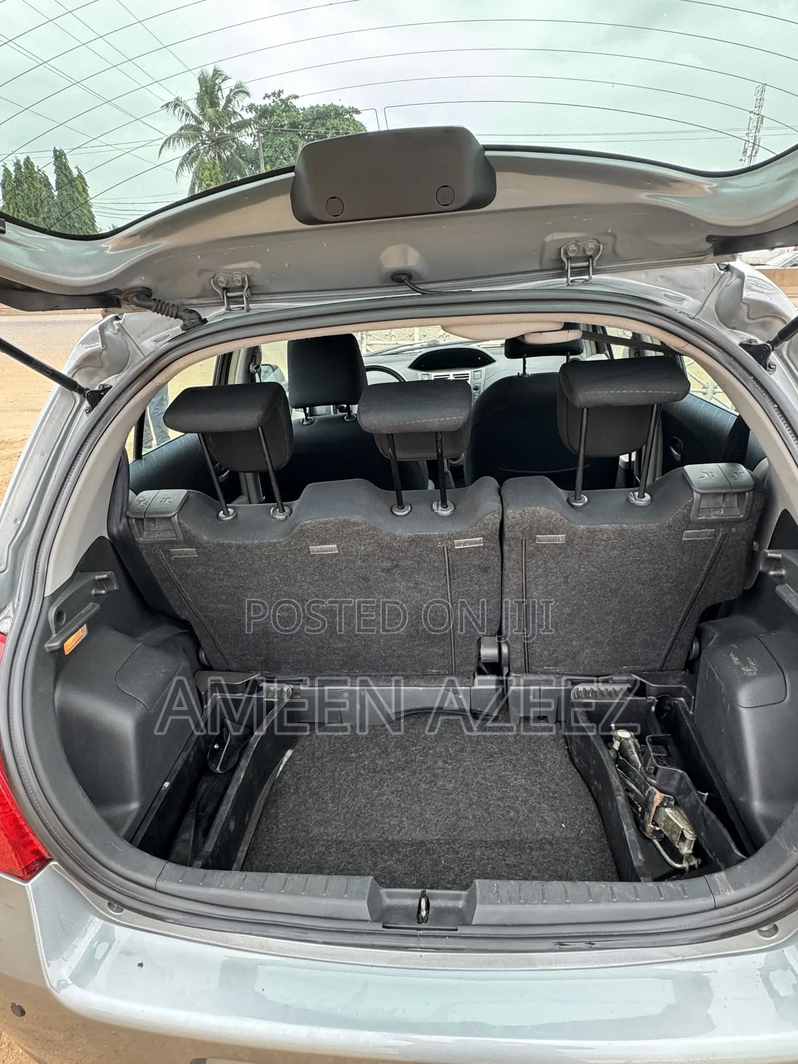 Toyota Yaris 2005 Gray