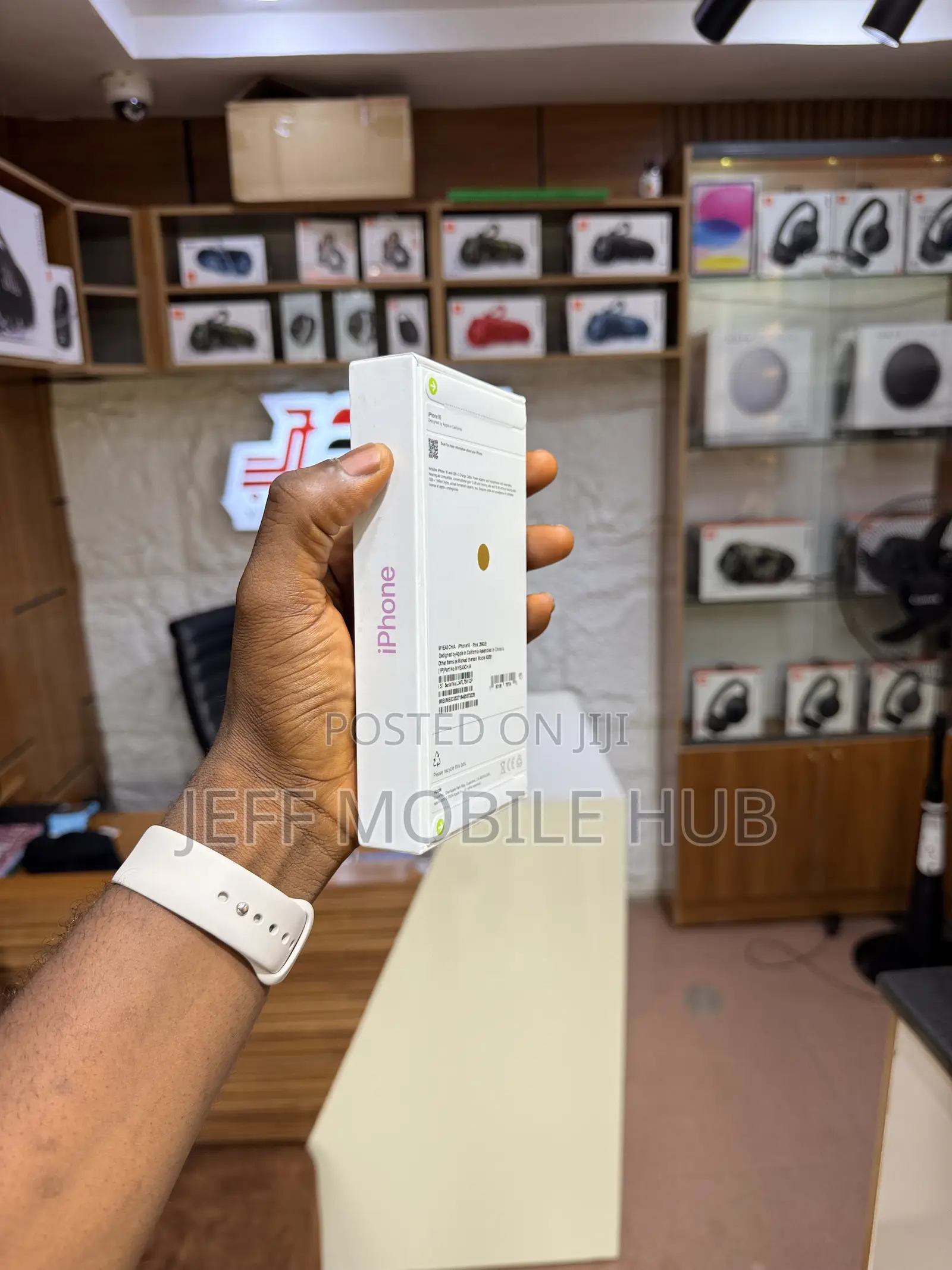 New Apple iPhone 16 256 GB Pink