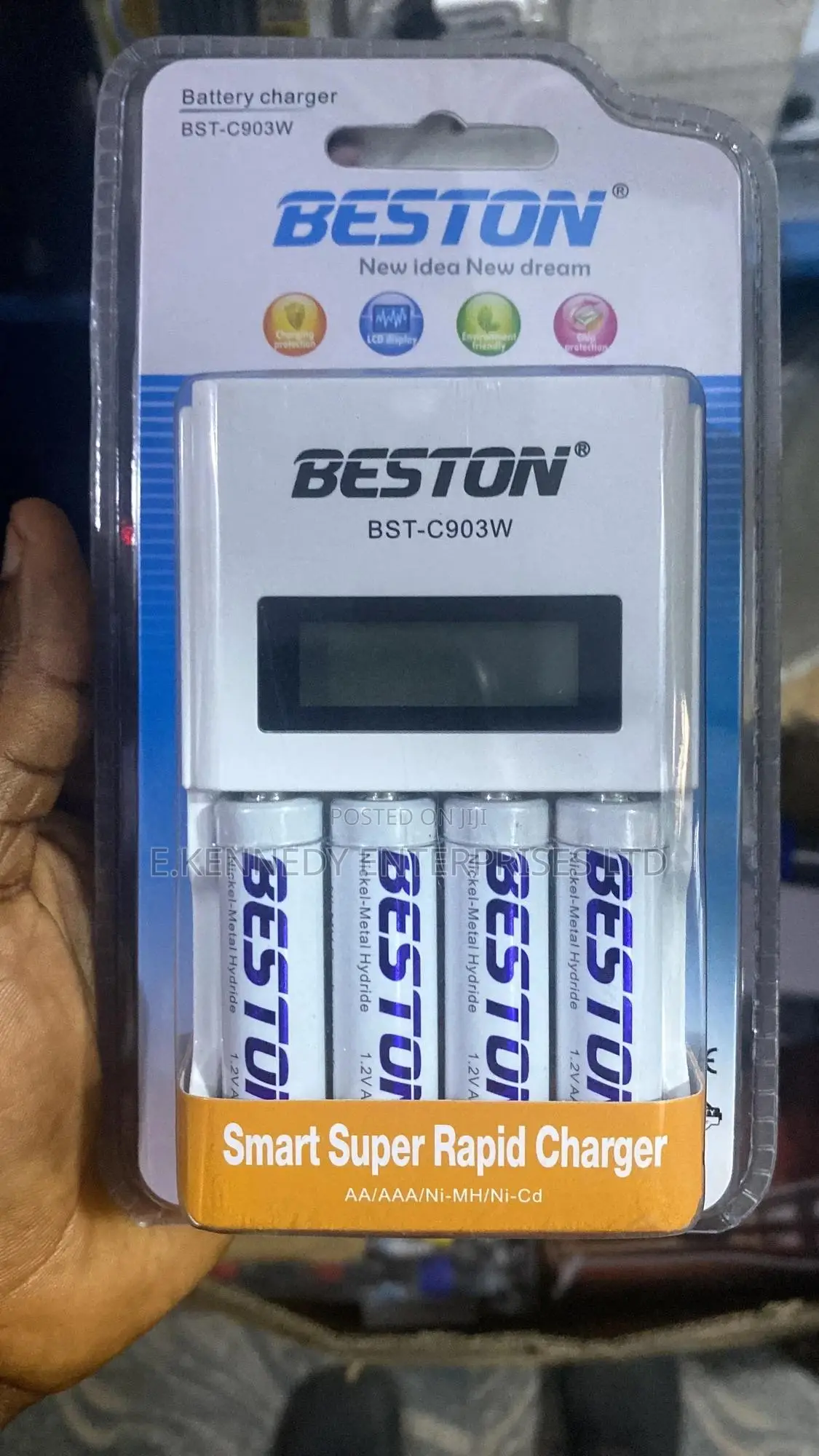Orginal C903 Automatic Battery Charger/Extra Battery