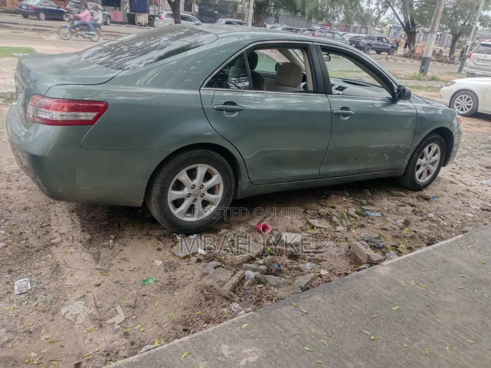 Toyota Camry 2010 Green