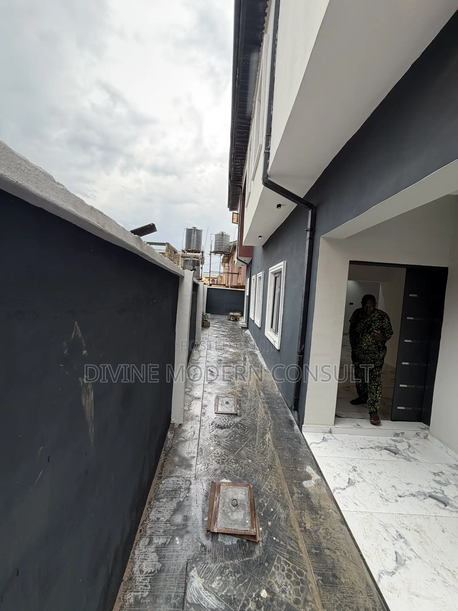 4bdrm Duplex in Private, Iju-Ishaga for sale