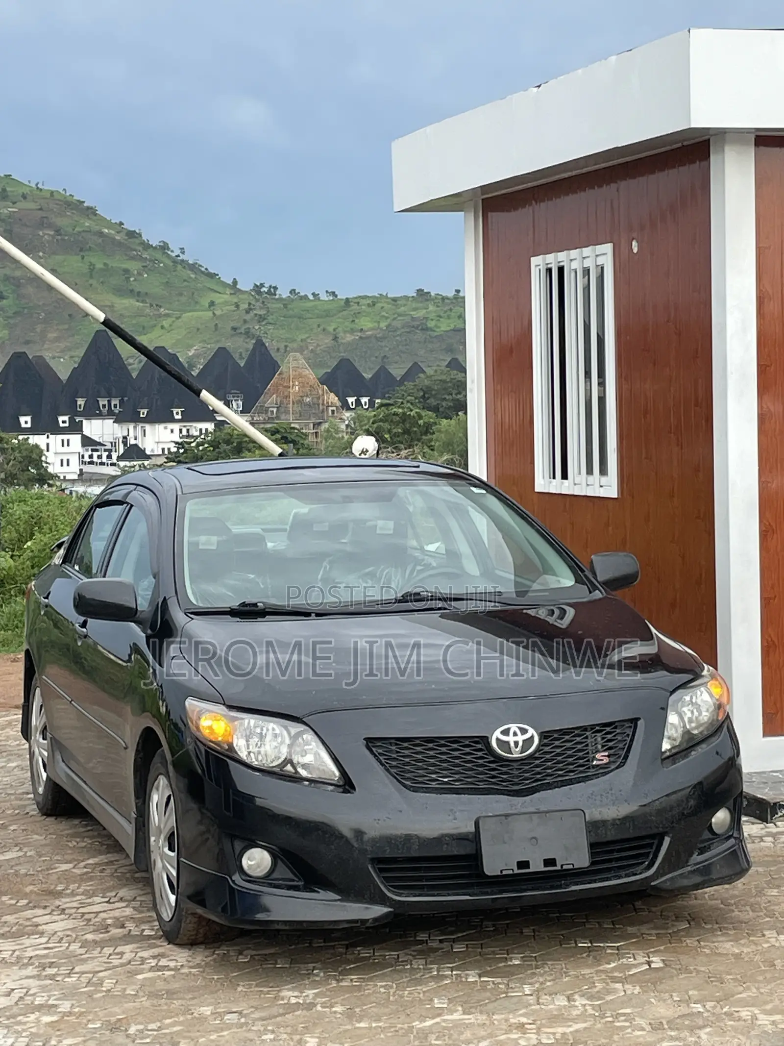 Toyota Corolla 2011 Black