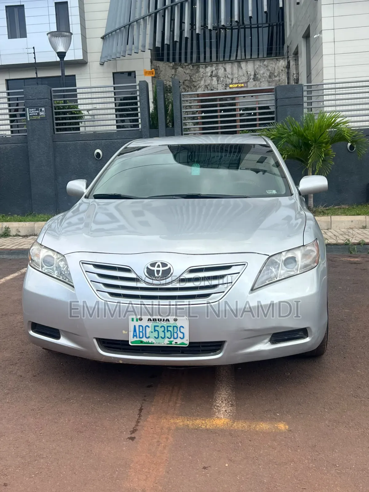 Toyota Camry LE 4dr Sedan (2.4L 4cyl 5A) 2008