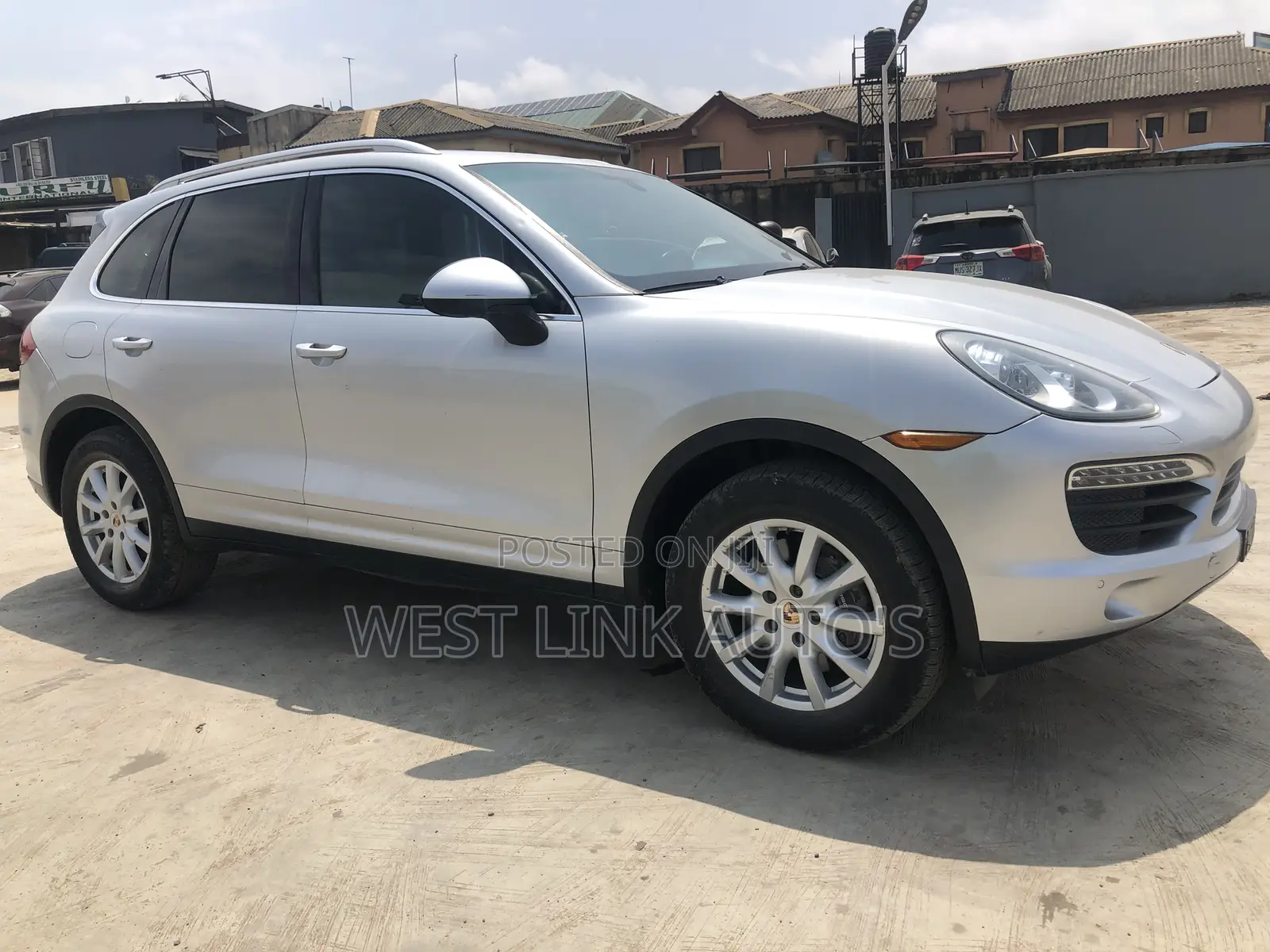 Porsche Cayenne 2013 Silver