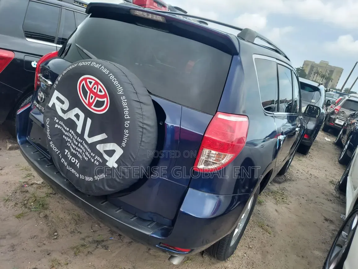 Toyota RAV4 2008 Blue