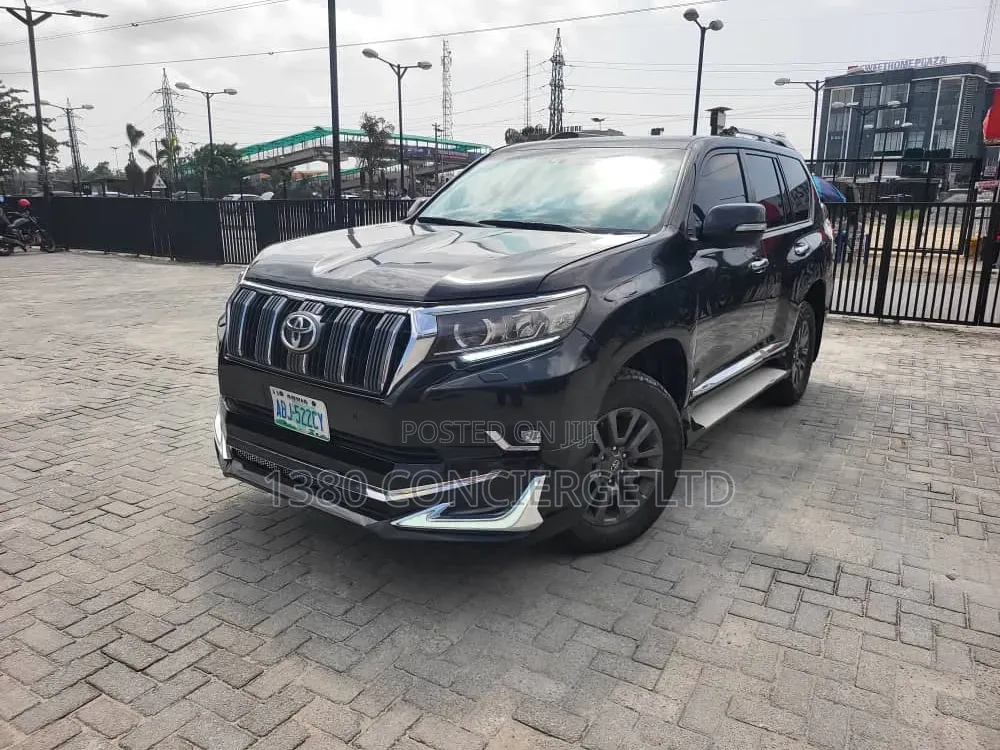 Toyota Land Cruiser Prado 2016 Black